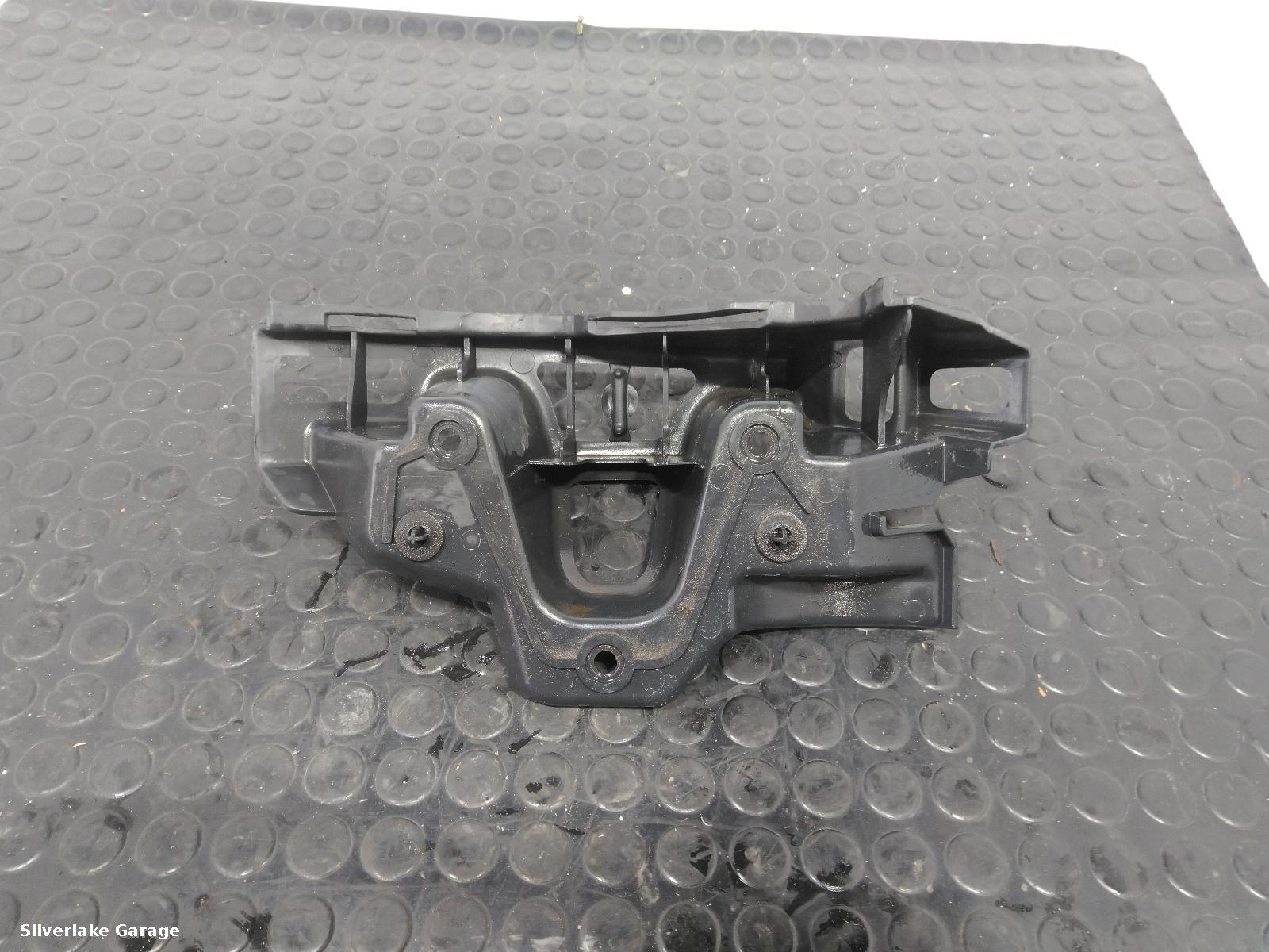 View Auto part REAR BUMPER BRACKET LAND ROVER RANGE ROVER SPORT 2011