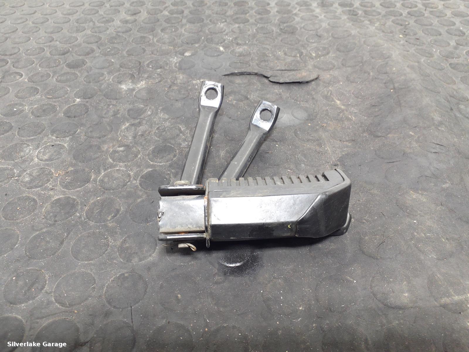 View Auto part Footpeg KEEWAY TX 125 2022