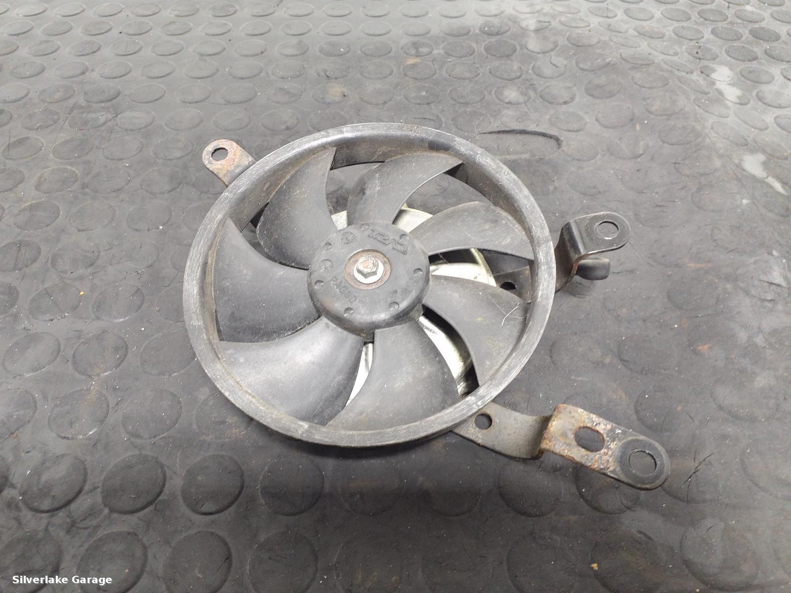 View Auto part Engine Cooling Motor YAMAHA YZF R1 2006