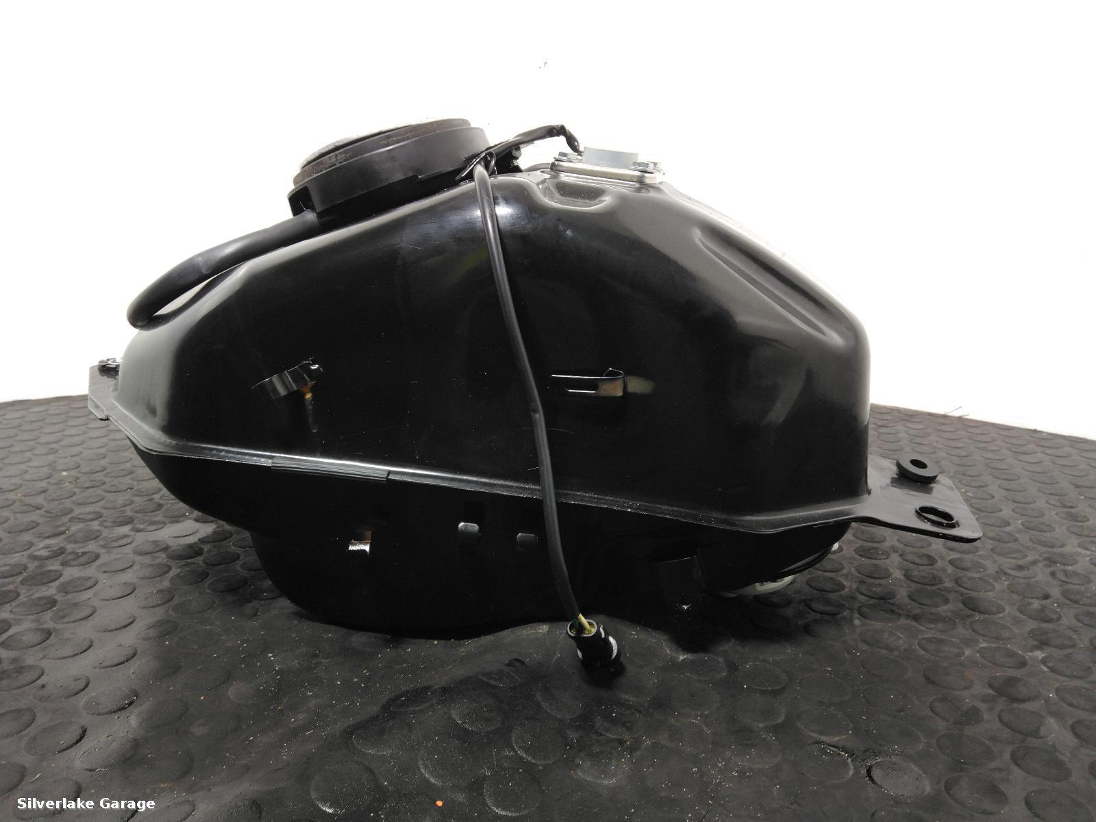 View Auto part Fuel Tank BENELLI BN 125 2022