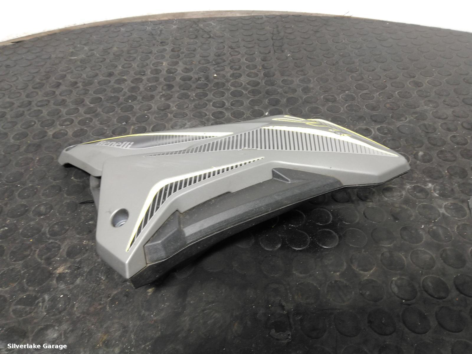 View Auto part RH Middle Fairing BENELLI BN 125 2022
