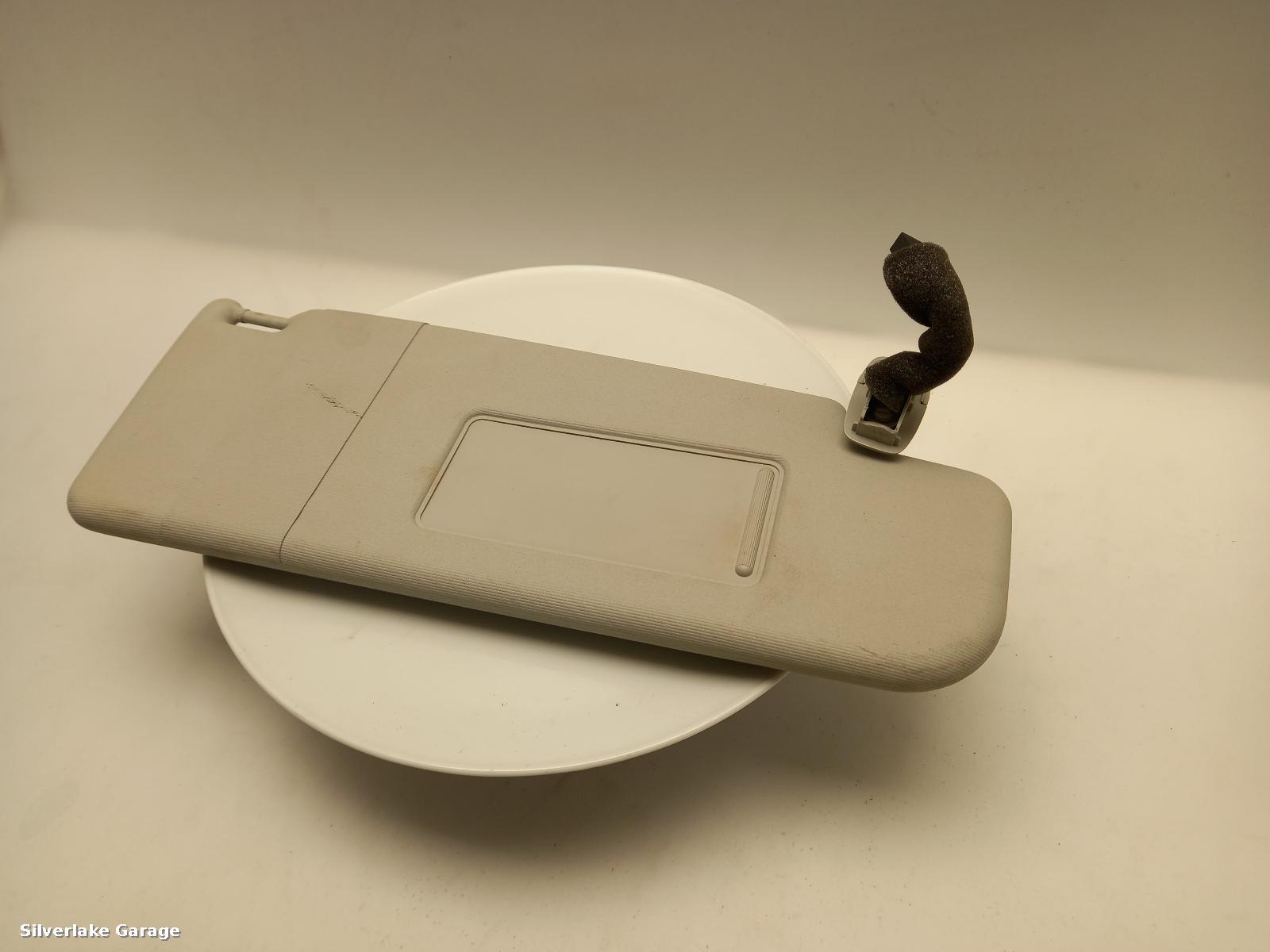 View Auto part Sun visor VOLKSWAGEN SCIROCCO 2011