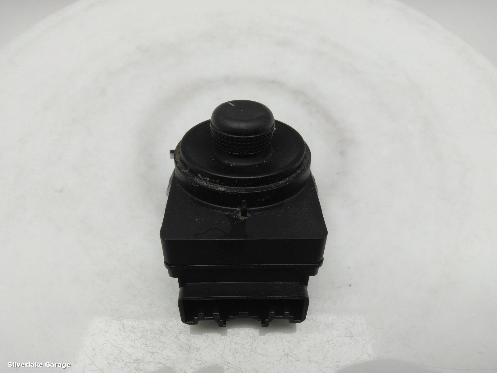 View Auto part Misc Switch VAUXHALL MERIVA 2011