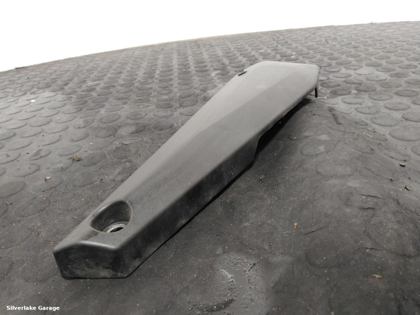 View Auto part SIDE_PANEL_RIGHT YAMAHA FZ8 2013