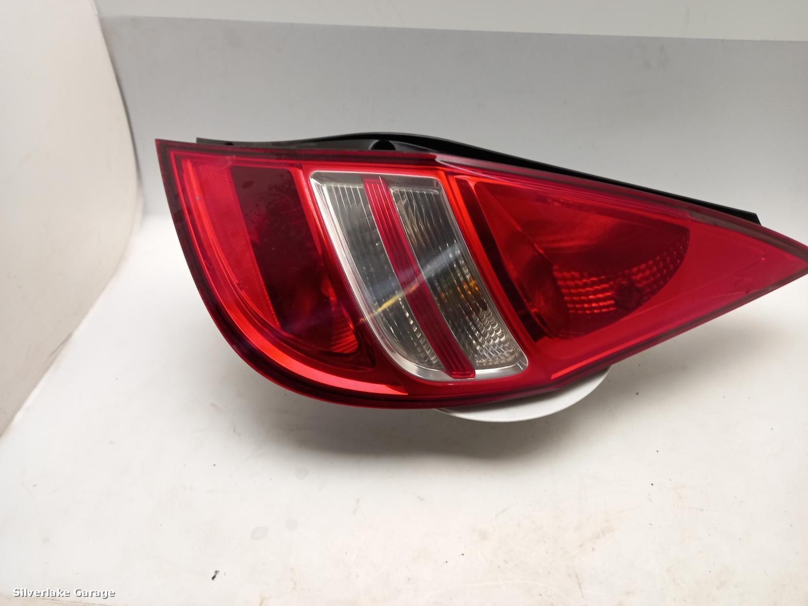 View Auto part R Taillight HYUNDAI I30 2009