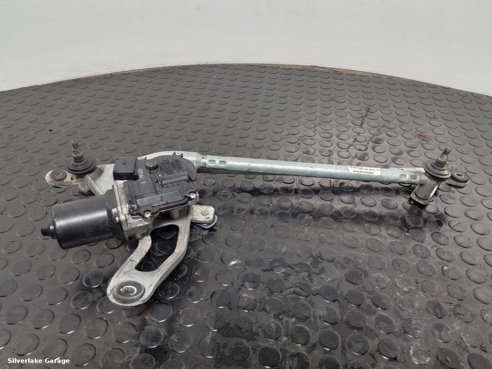 View Auto part Wiper Motor Front AUDI A5 2017