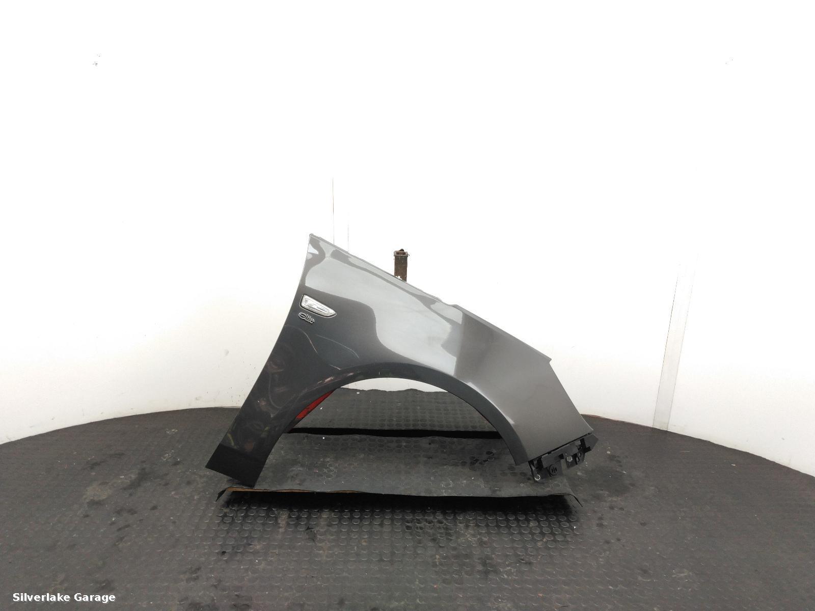 View Auto part R Wing VAUXHALL ZAFIRA 2013