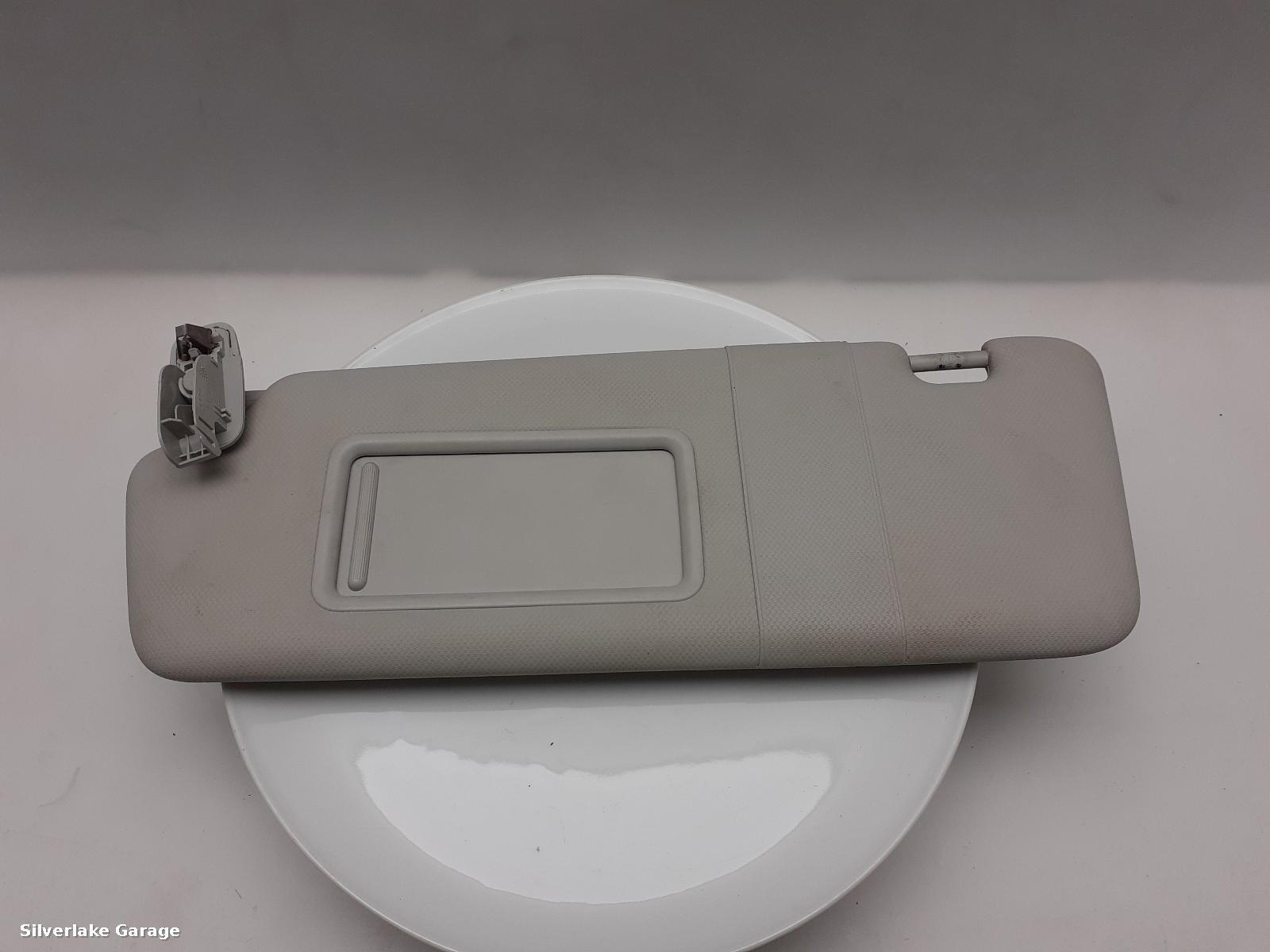 View Auto part Sun visor AUDI A4 2008