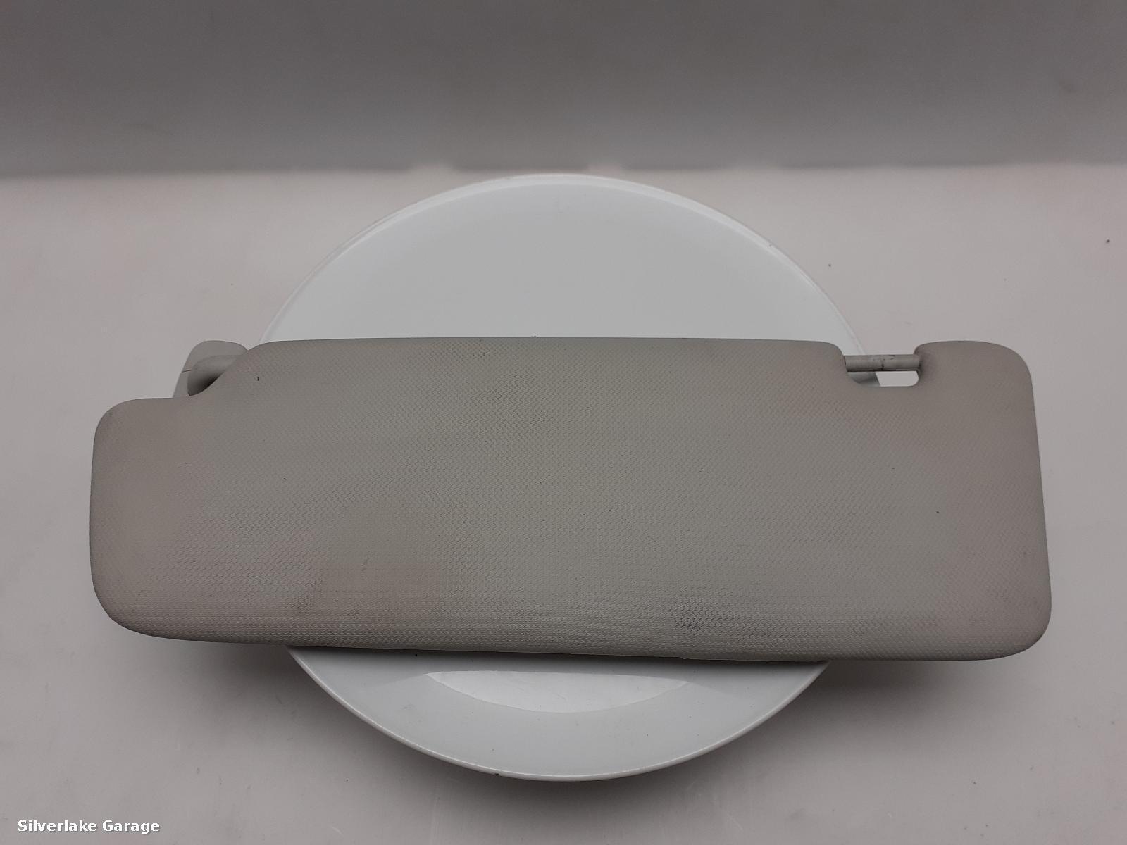 View Auto part Sun visor AUDI A4 2008