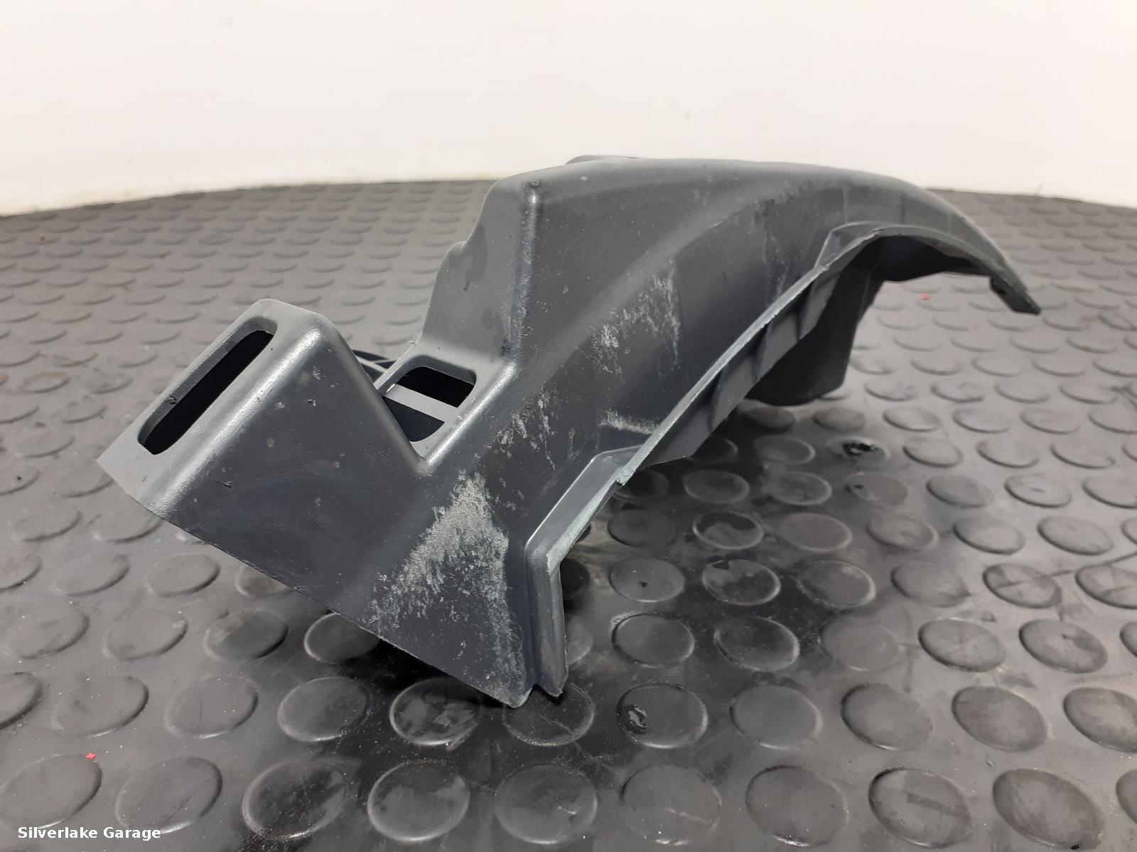 View Auto part REAR BUMPER BRACKET LAND ROVER RANGE ROVER SPORT 2007