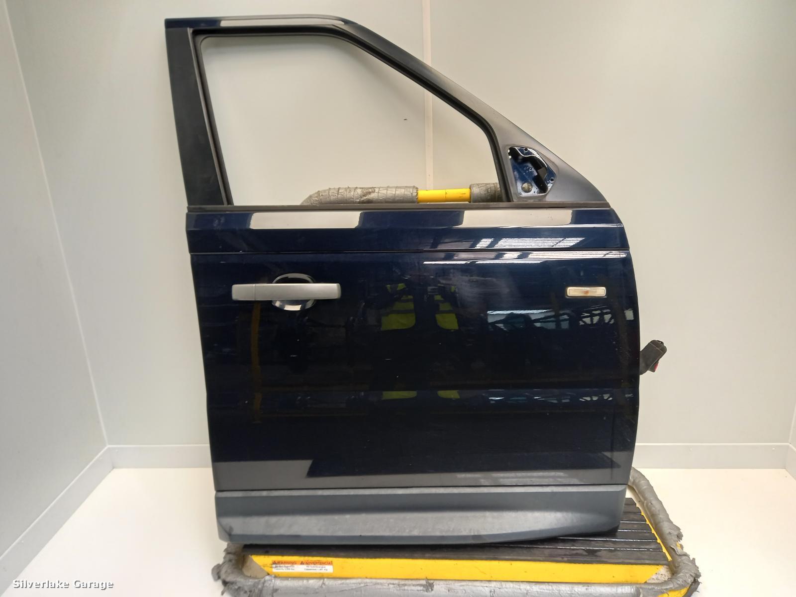 View Auto part R Front Door LAND ROVER RANGE ROVER SPORT 2009