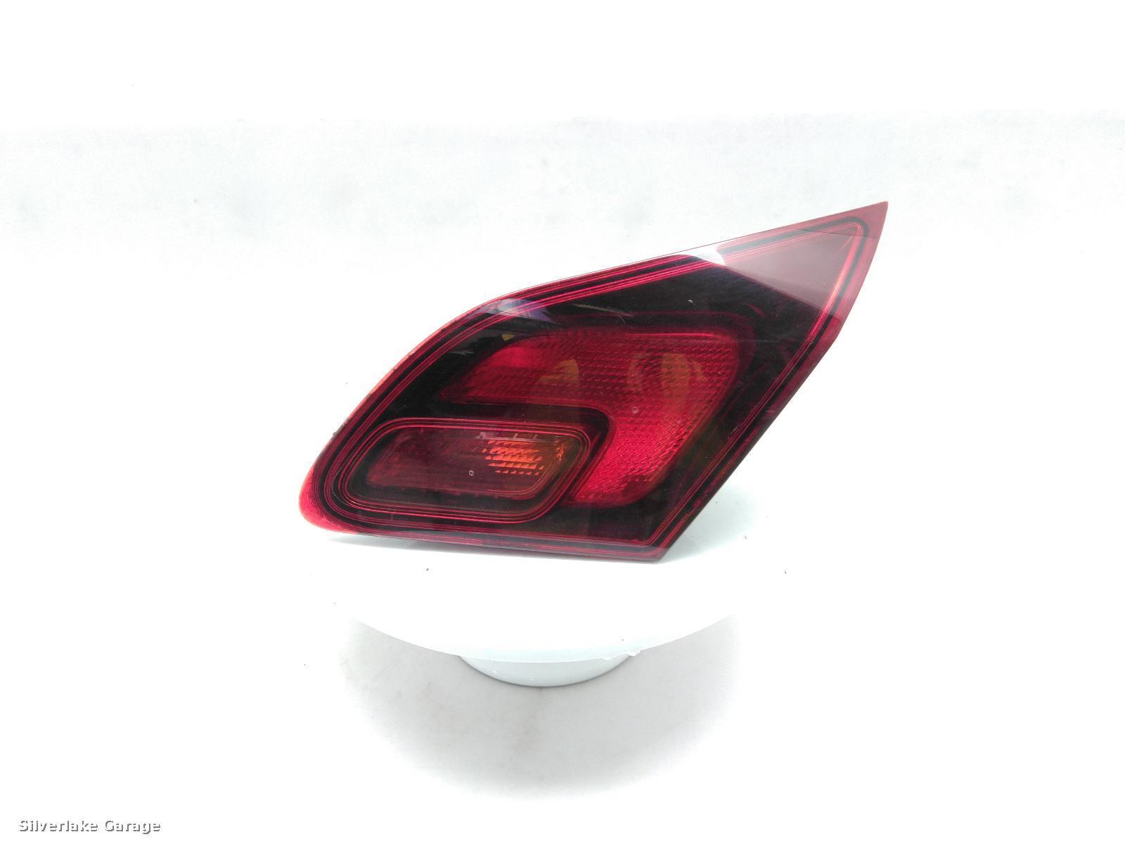 View Auto part R Taillight VAUXHALL ASTRA 2010