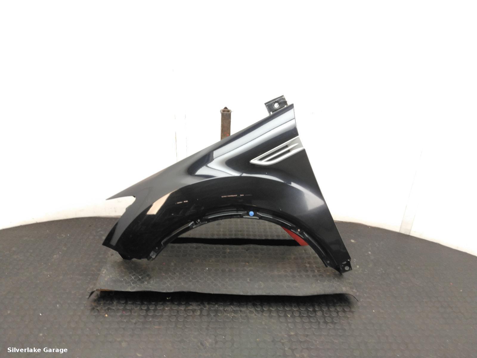 View Auto part L Wing FORD KUGA 2010