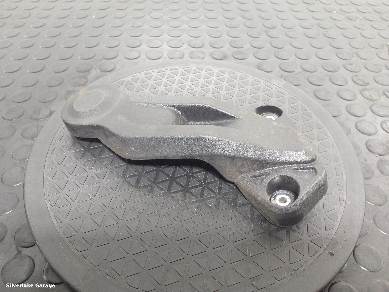 View Auto part FRAME_PROTECTORS YAMAHA XSR700 2021
