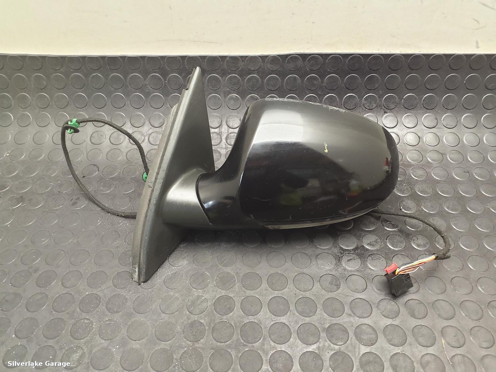 View Auto part L Door Mirror FORD FOCUS 2008