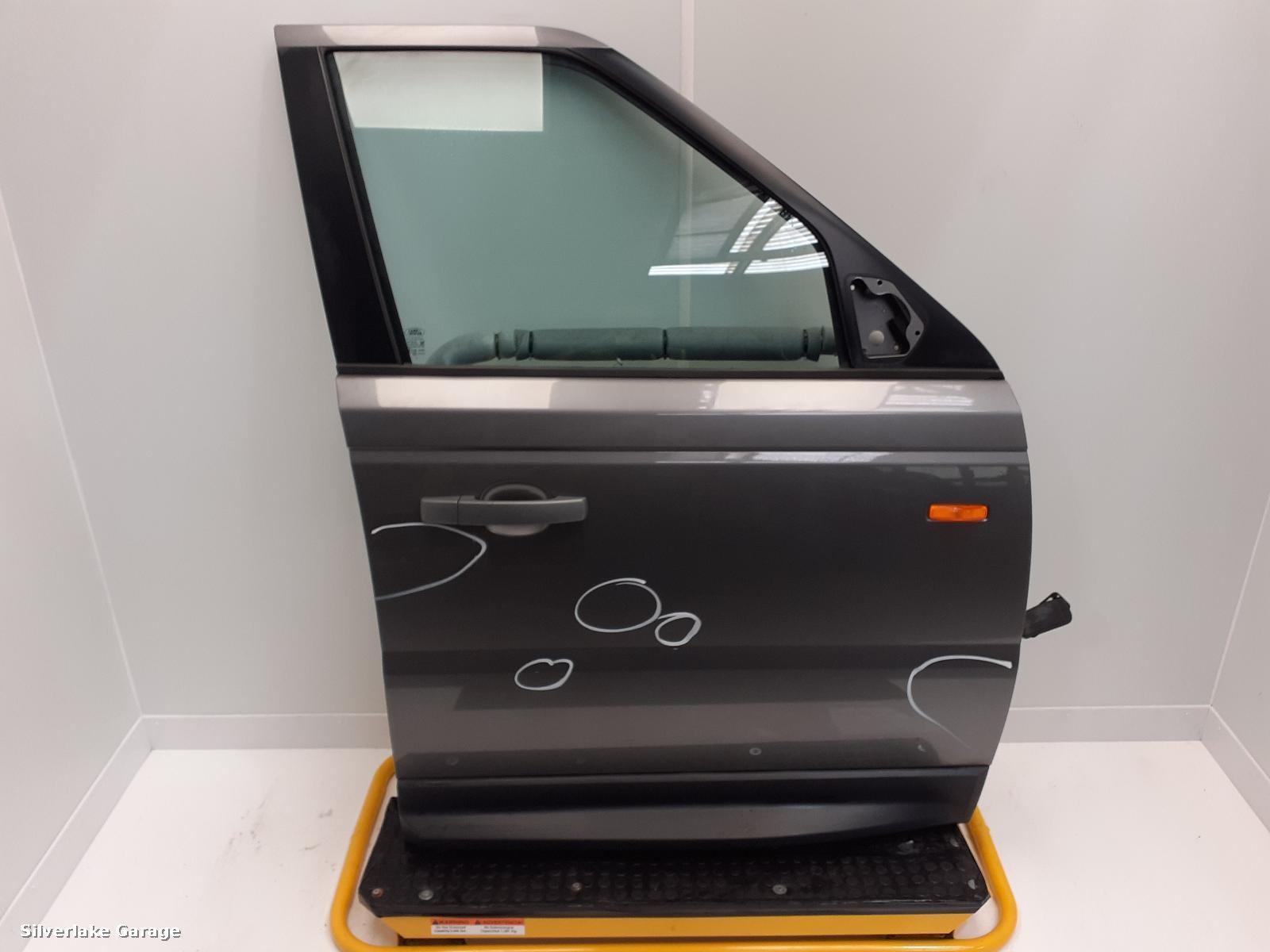 View Auto part R Front Door LAND ROVER RANGE ROVER SPORT 2008