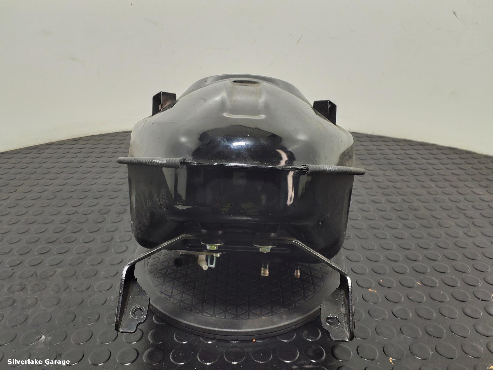 View Auto part Fuel Tank YAMAHA YZF R125 2022