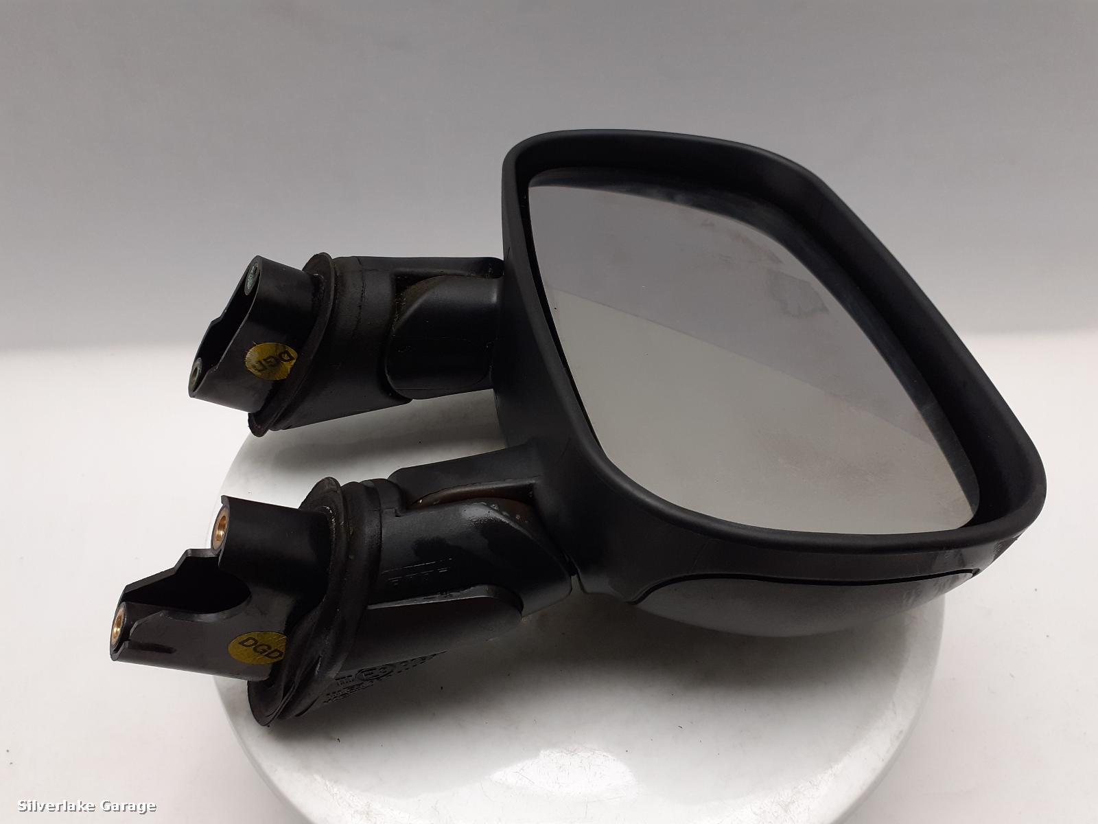 View Auto part R Door Mirror FIAT DOBLO 2008