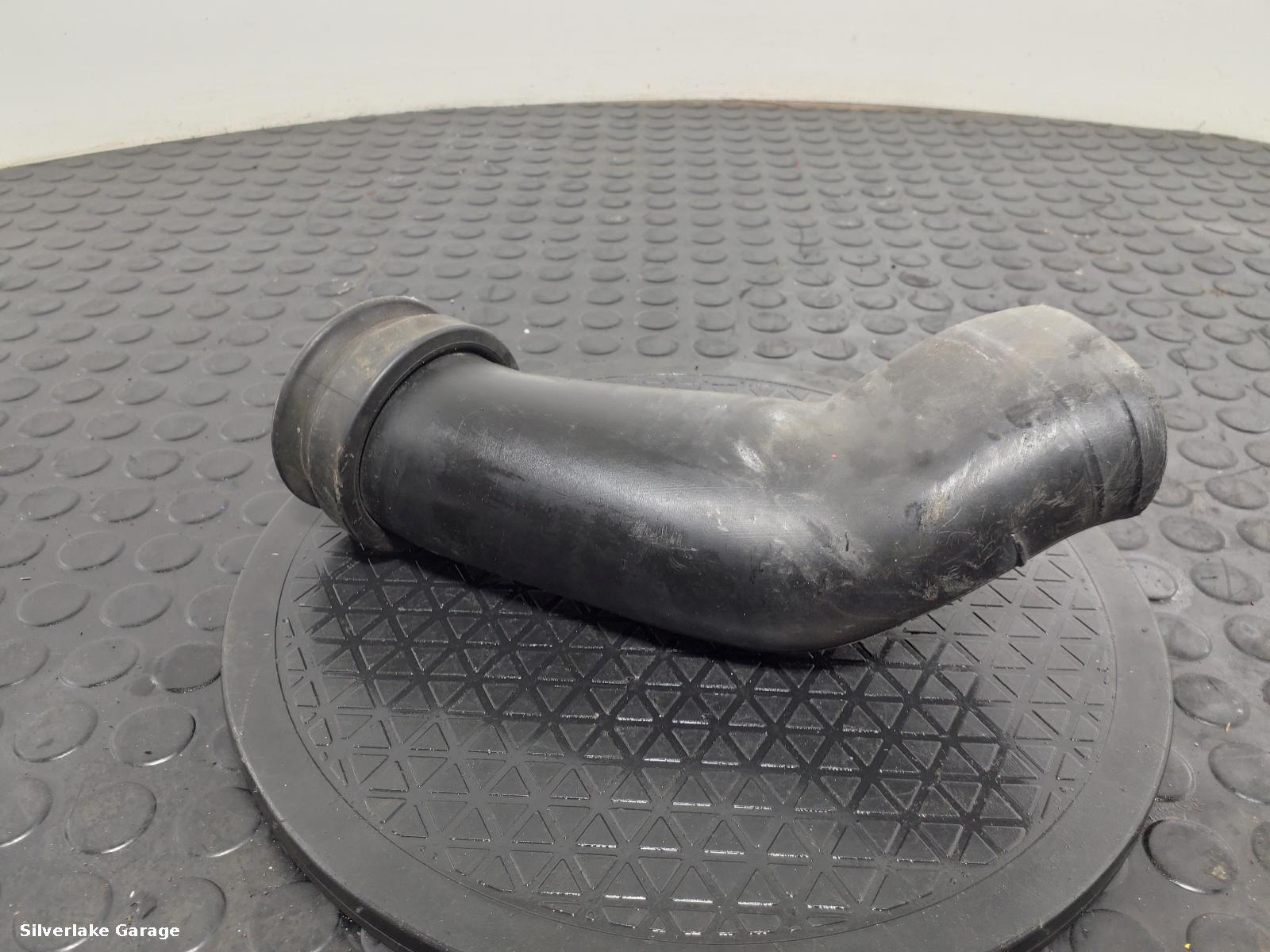 View Auto part Air Duct HONDA CBR 2003