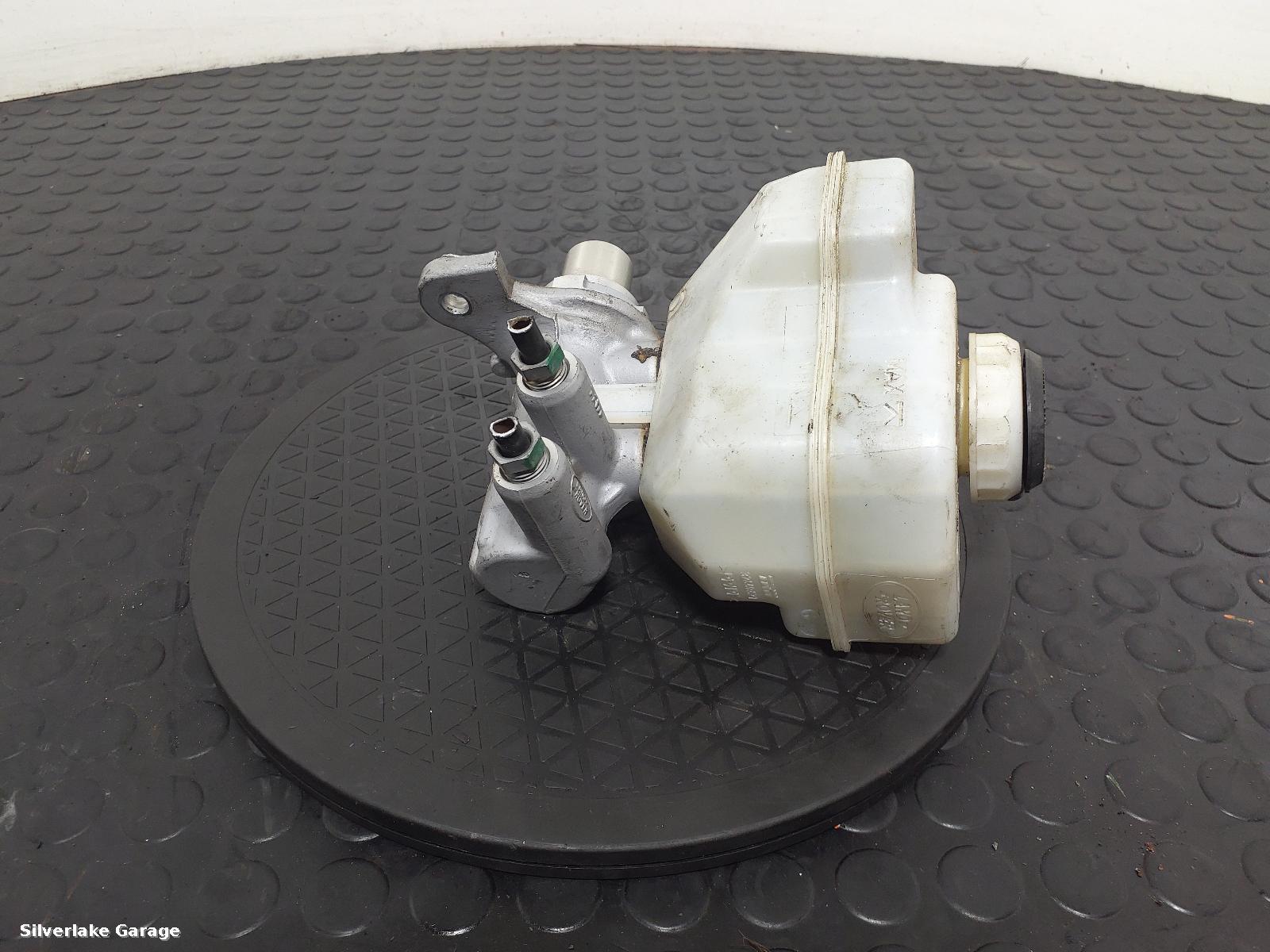 View Auto part Master Cylinder LAND ROVER RANGE ROVER 2017