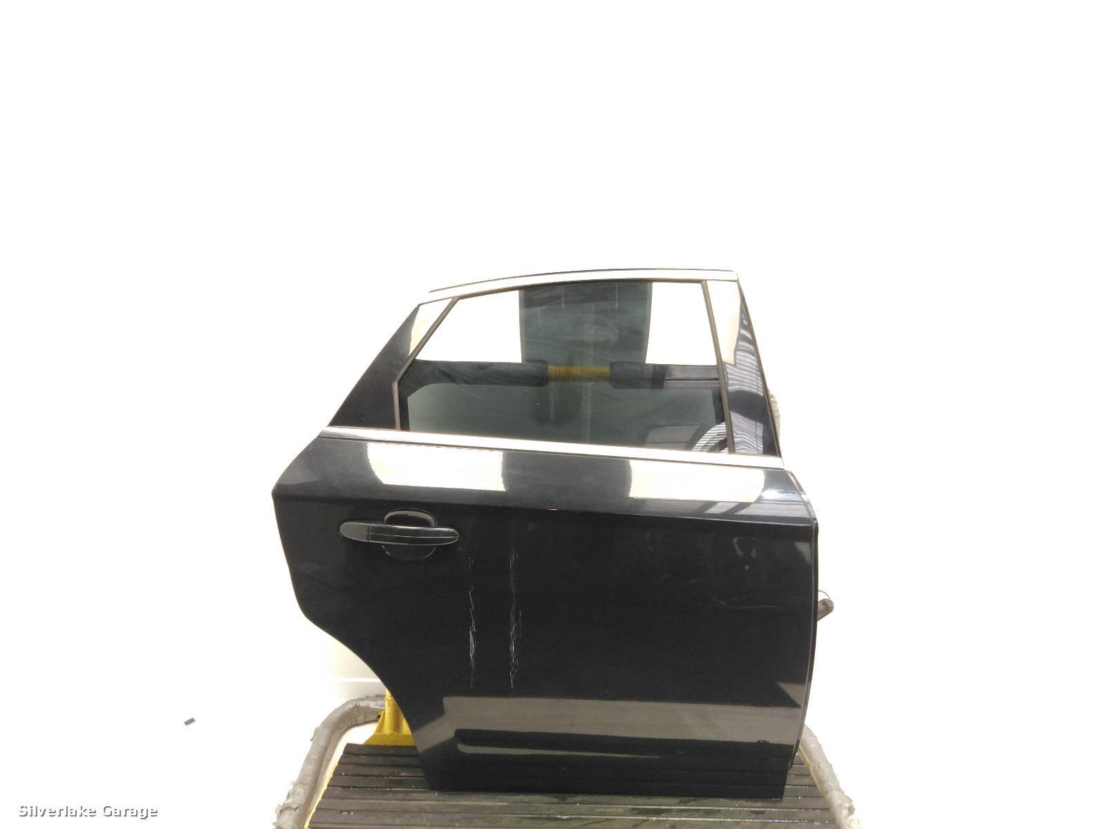 View Auto part R Rear Door FORD MONDEO 2012