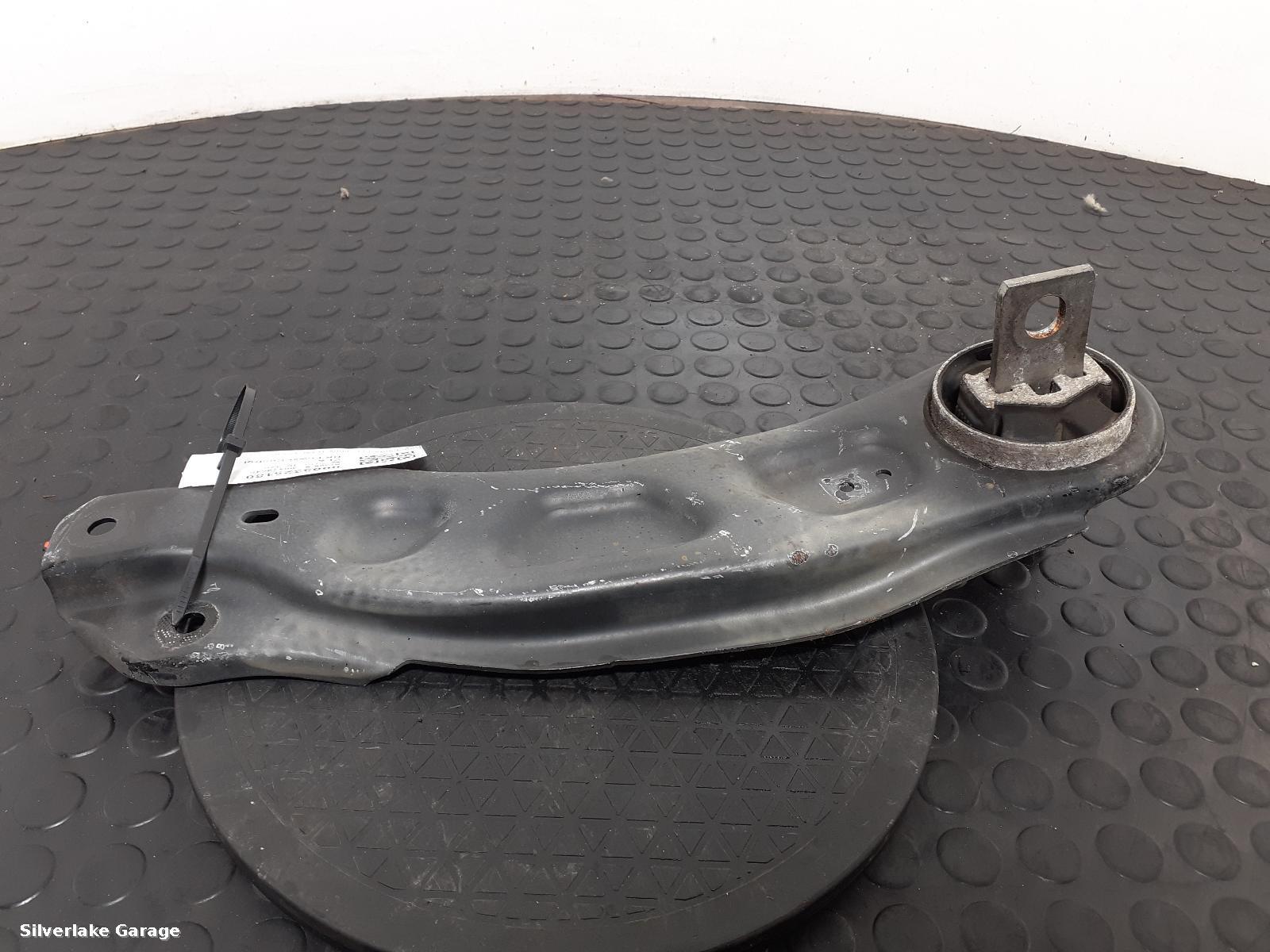 View Auto part RR Lower Control Arm MERCEDES CLA 2019