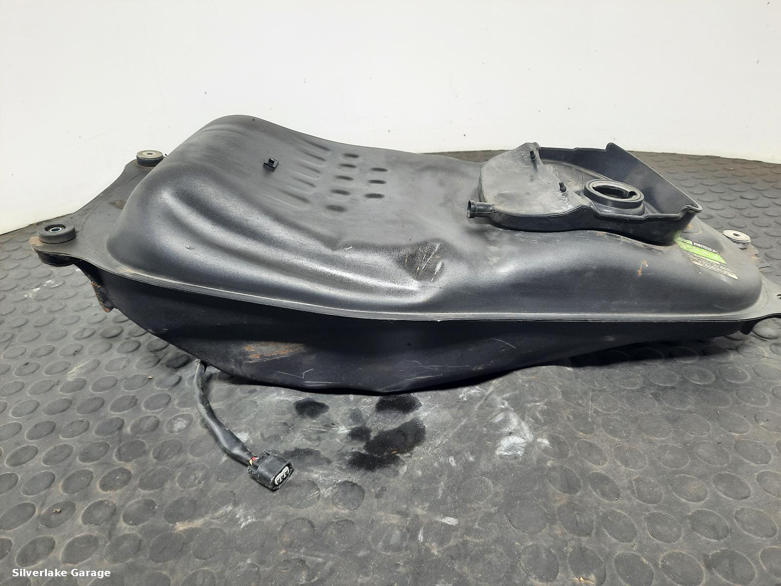 View Auto part Fuel Tank HONDA NC 750 2015