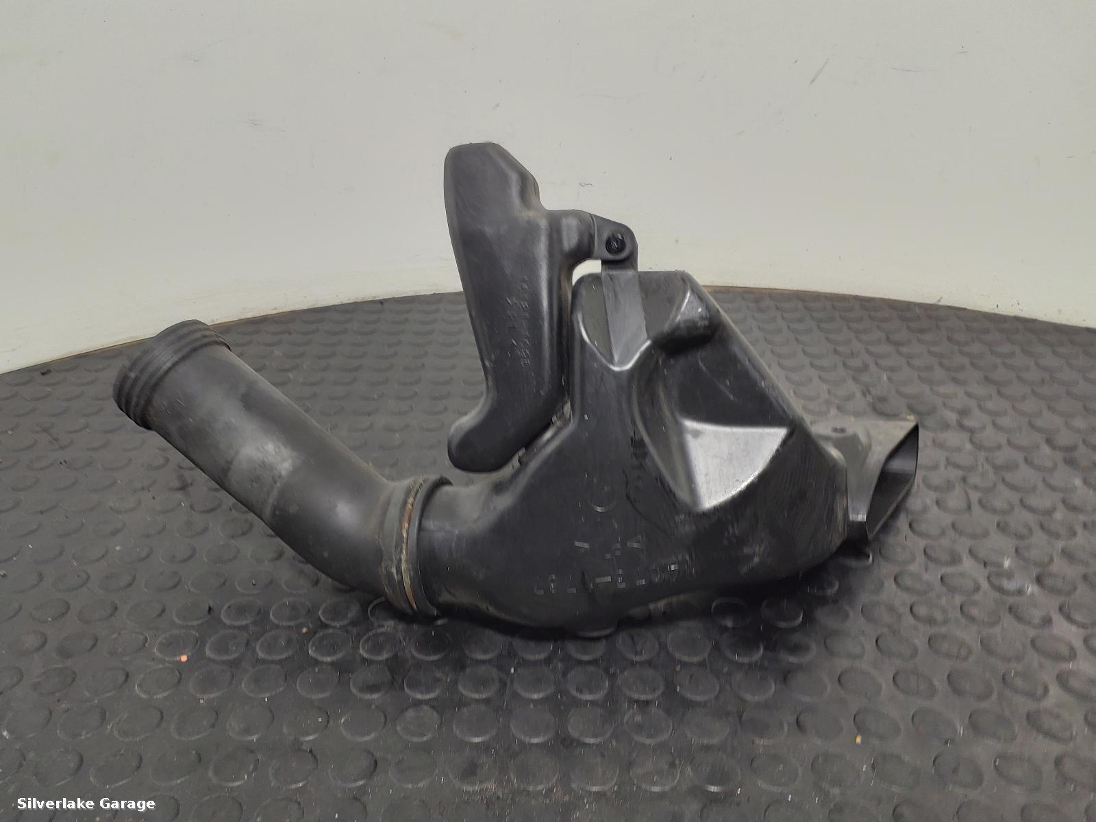 View Auto part Air Duct KAWASAKI ZX 600 2001