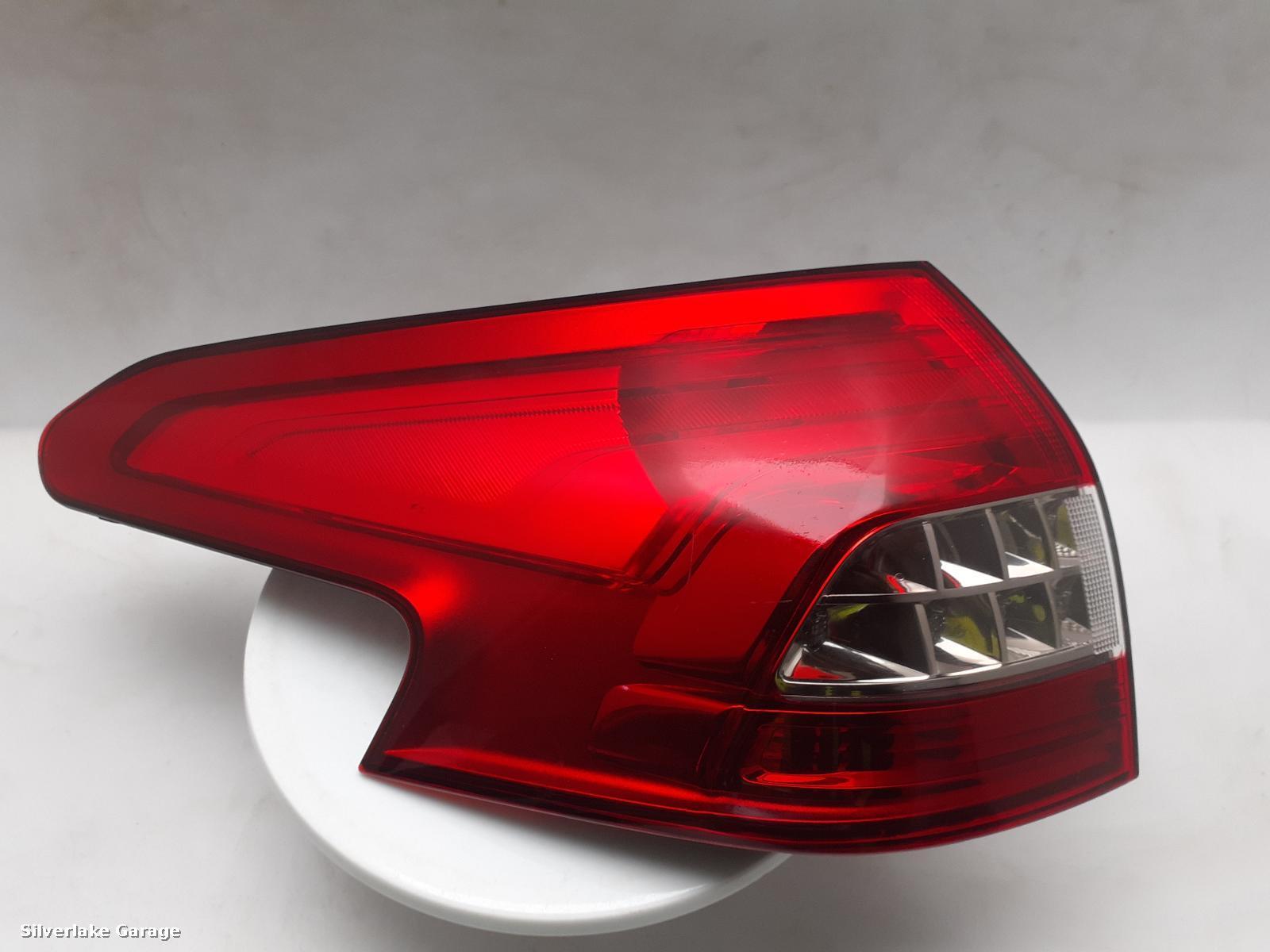 View Auto part L Taillight CITROEN C5 2012