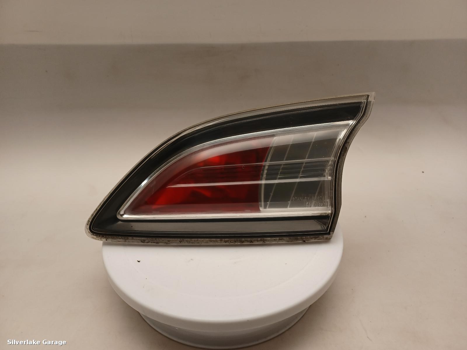 View Auto part R Taillight MAZDA 3  2010