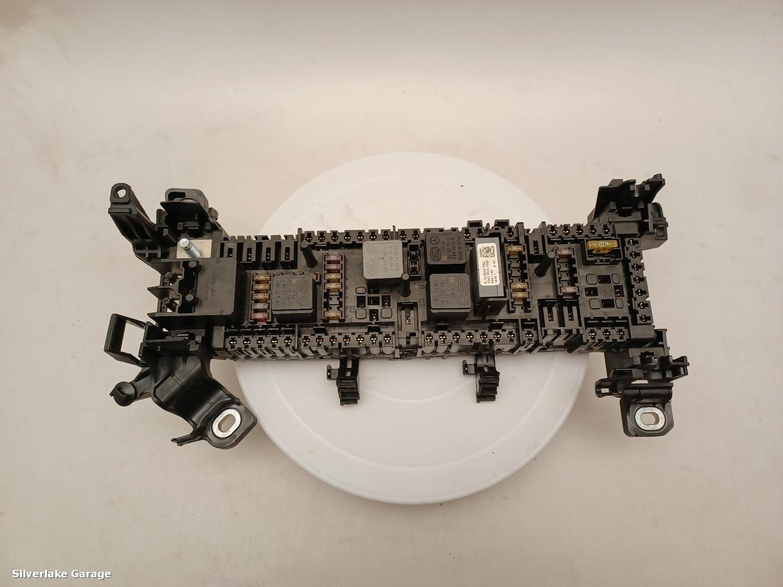 View Auto part Fuse Box MERCEDES CLA 2019