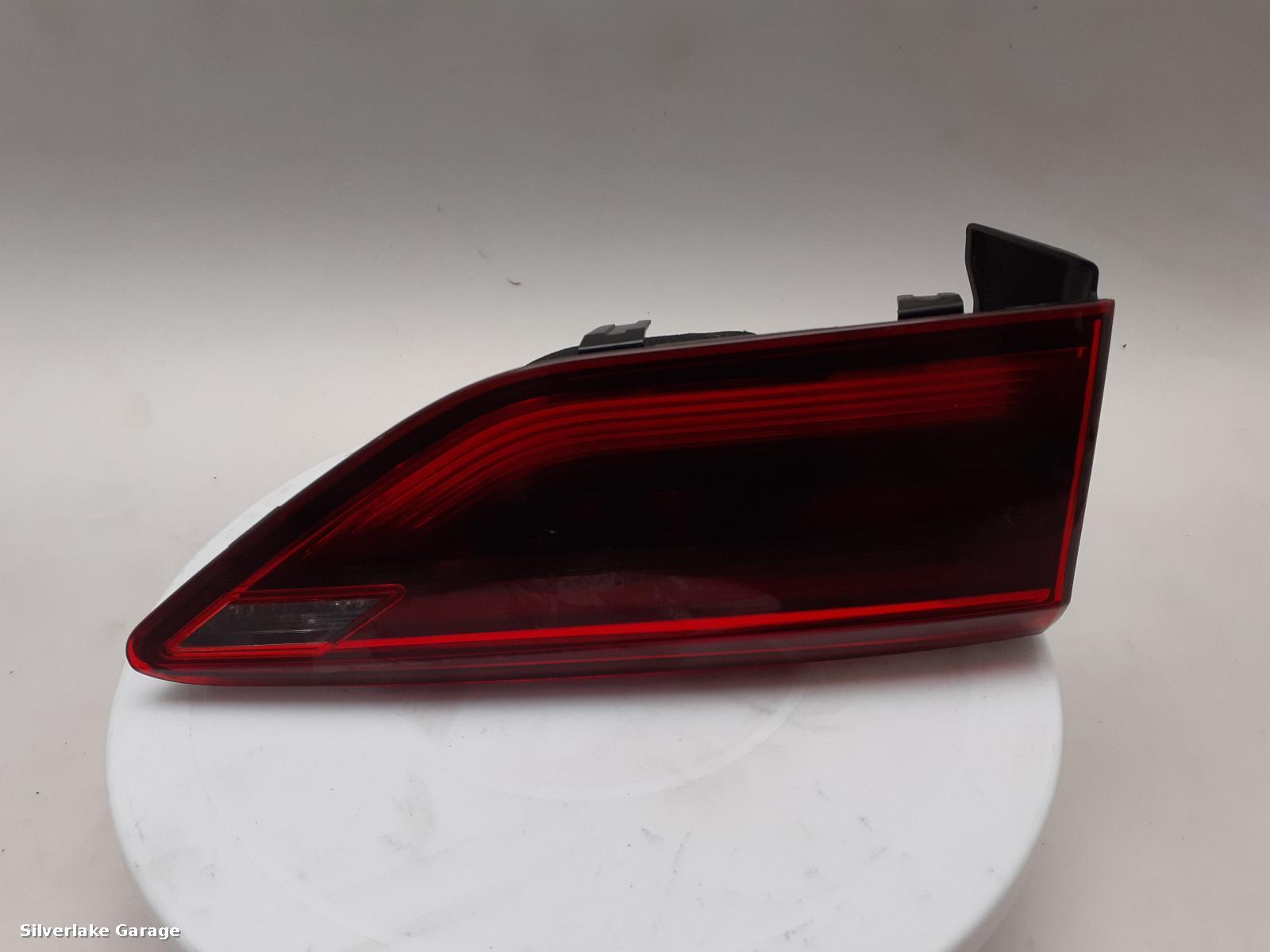 View Auto part L Taillight VOLKSWAGEN GOLF 2020