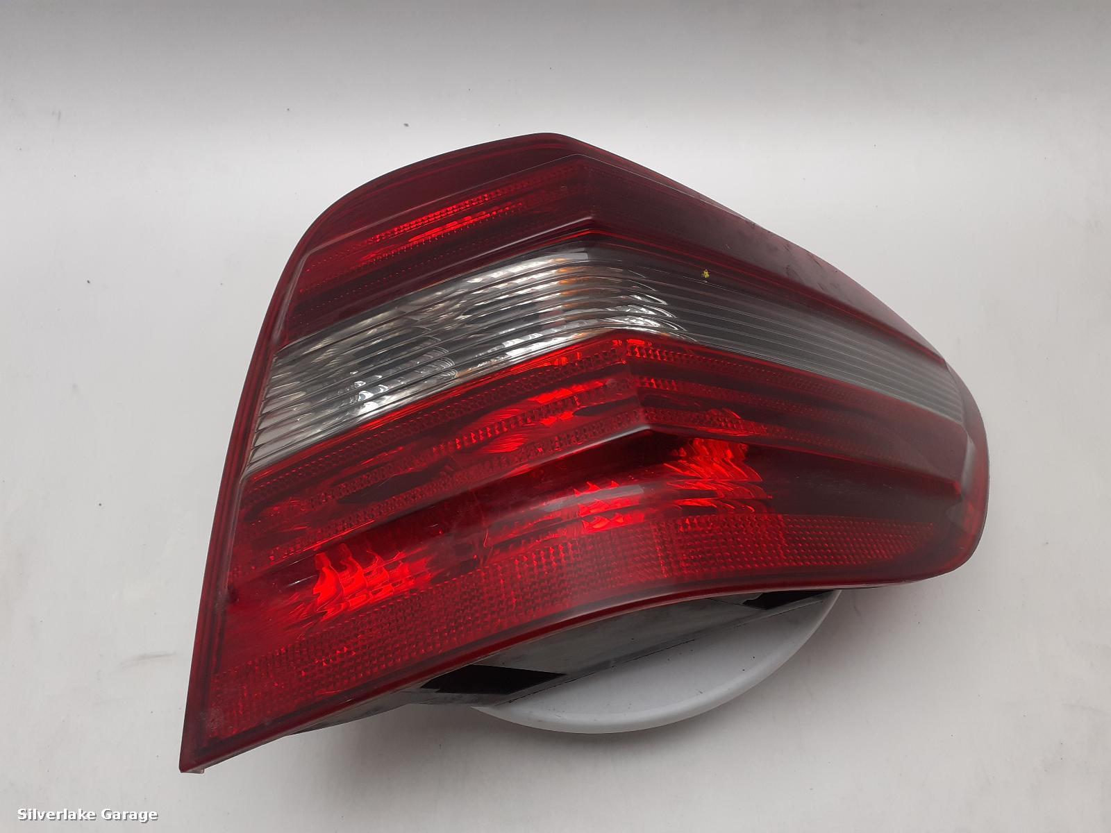 View Auto part R Taillight MERCEDES M CLASS 2008