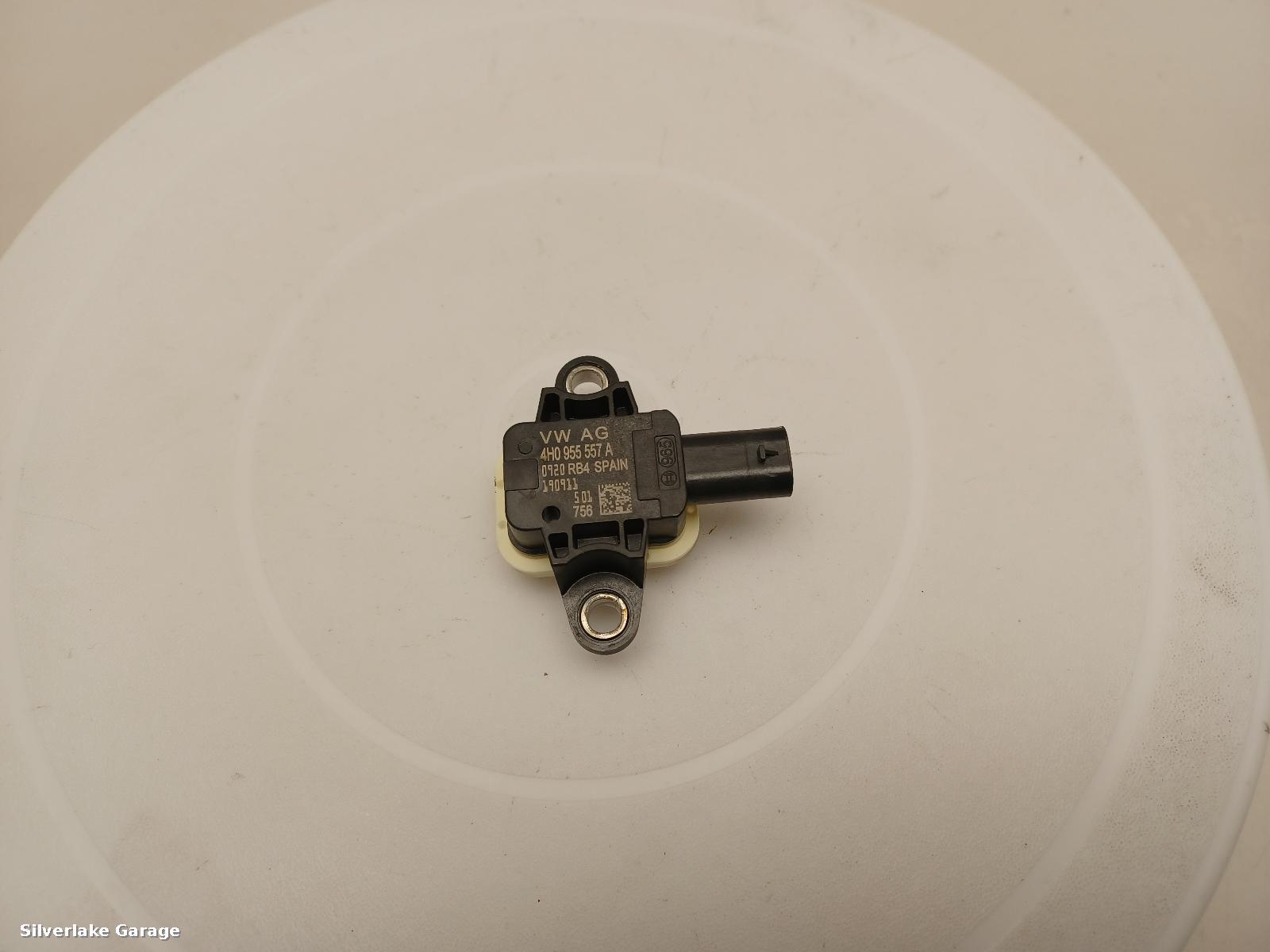 View Auto part Air Bag Sensor PORSCHE MACAN 2019