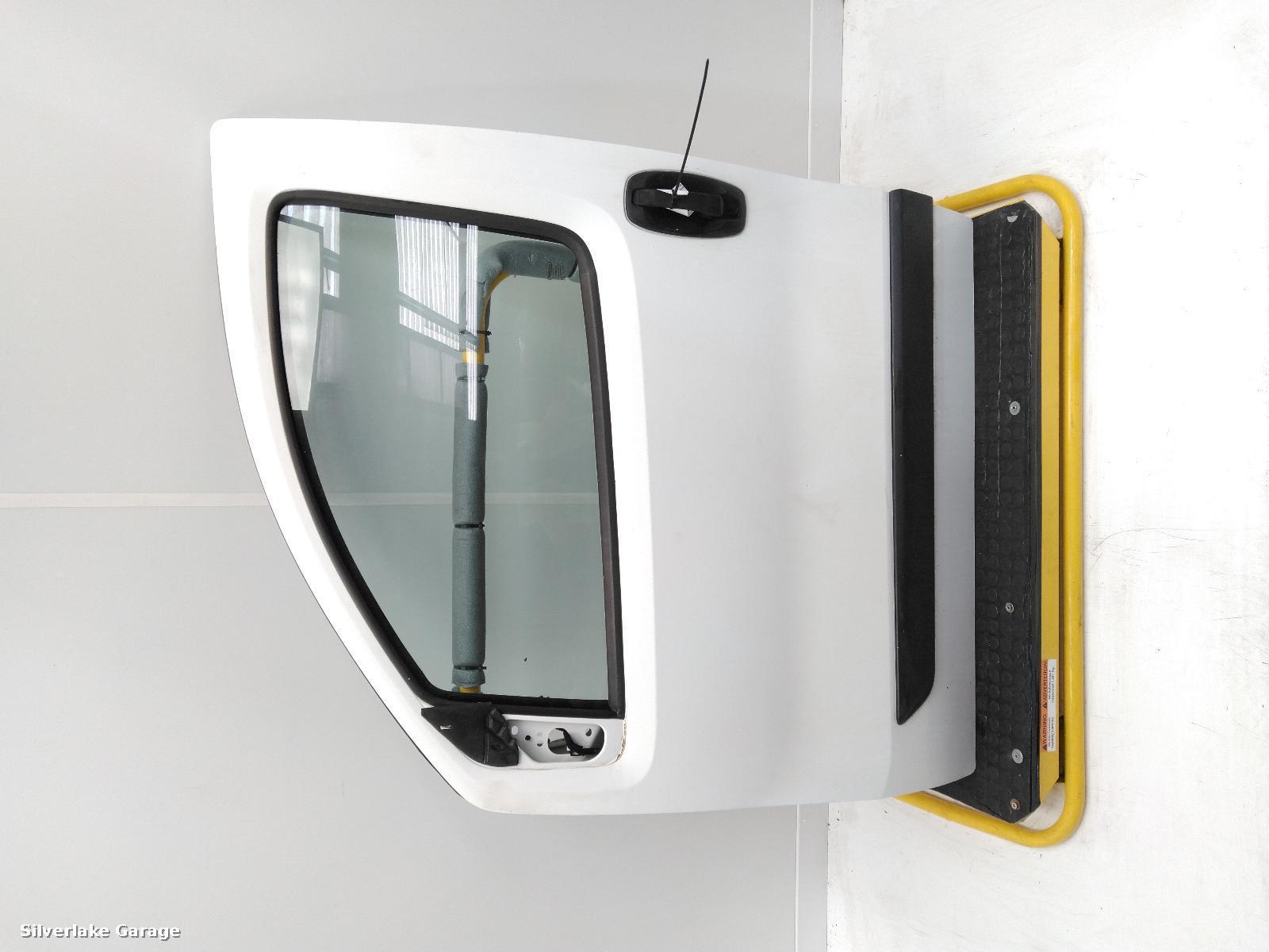 View Auto part L Front Door CITROEN NEMO 2009