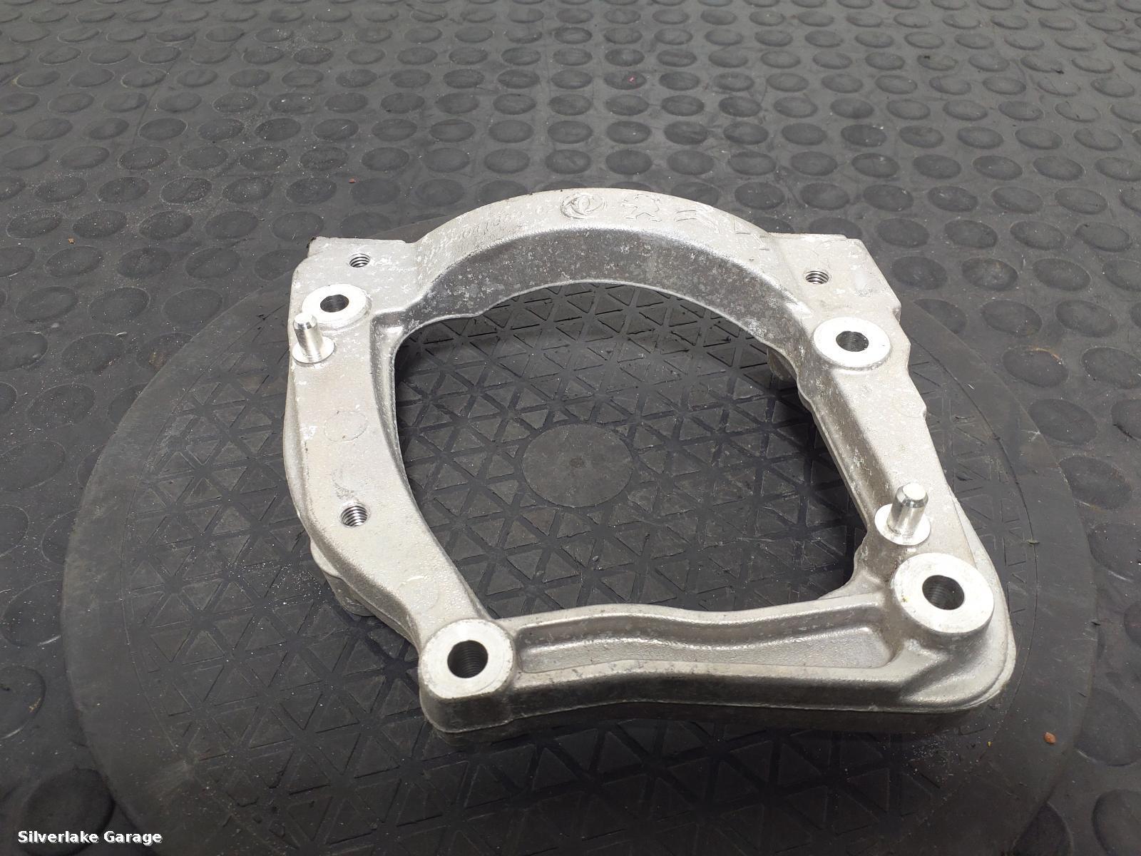 View Auto part Misc Bracket PEUGEOT 208 2020