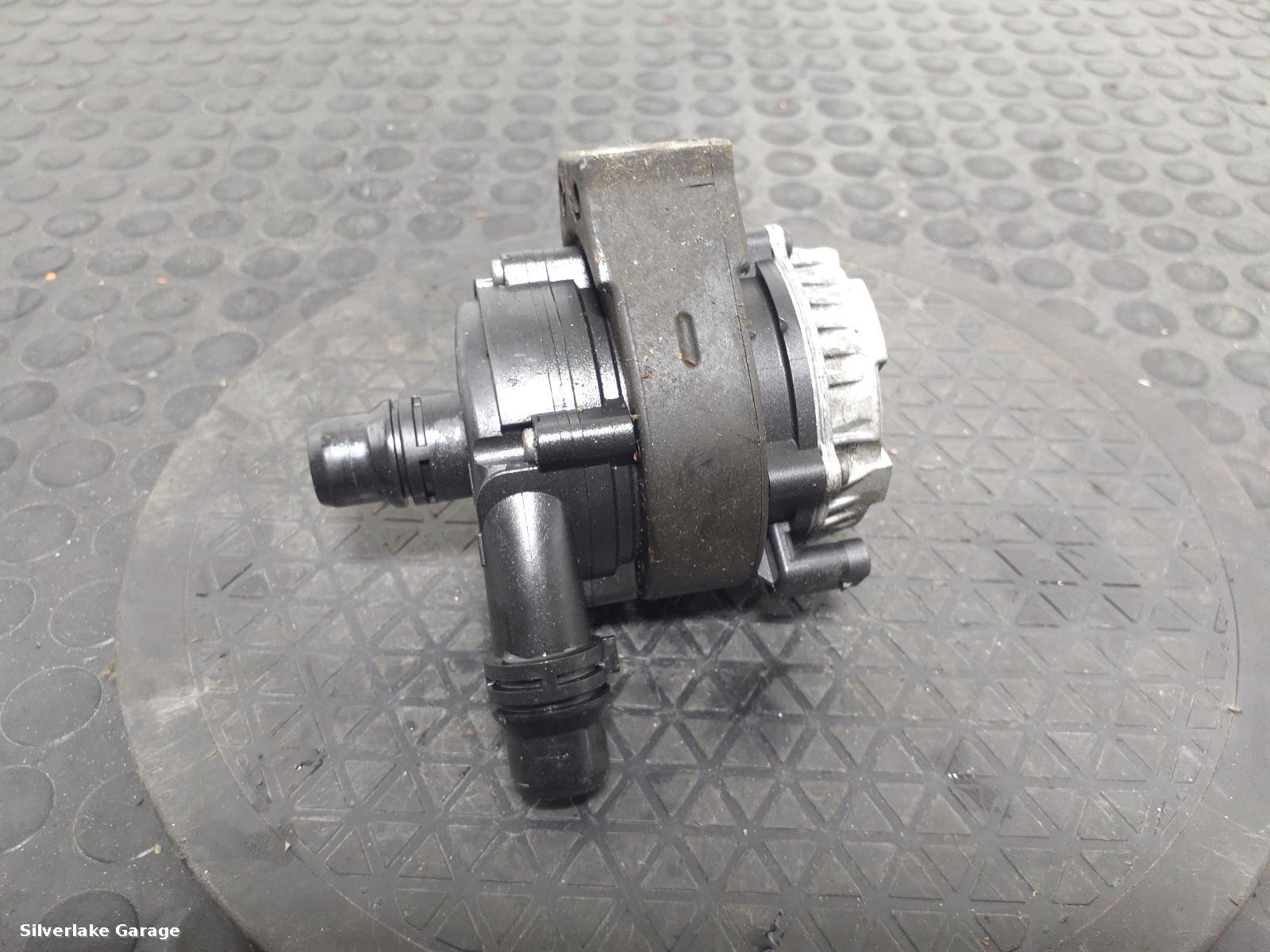 View Auto part Water Pump PEUGEOT 208 2020