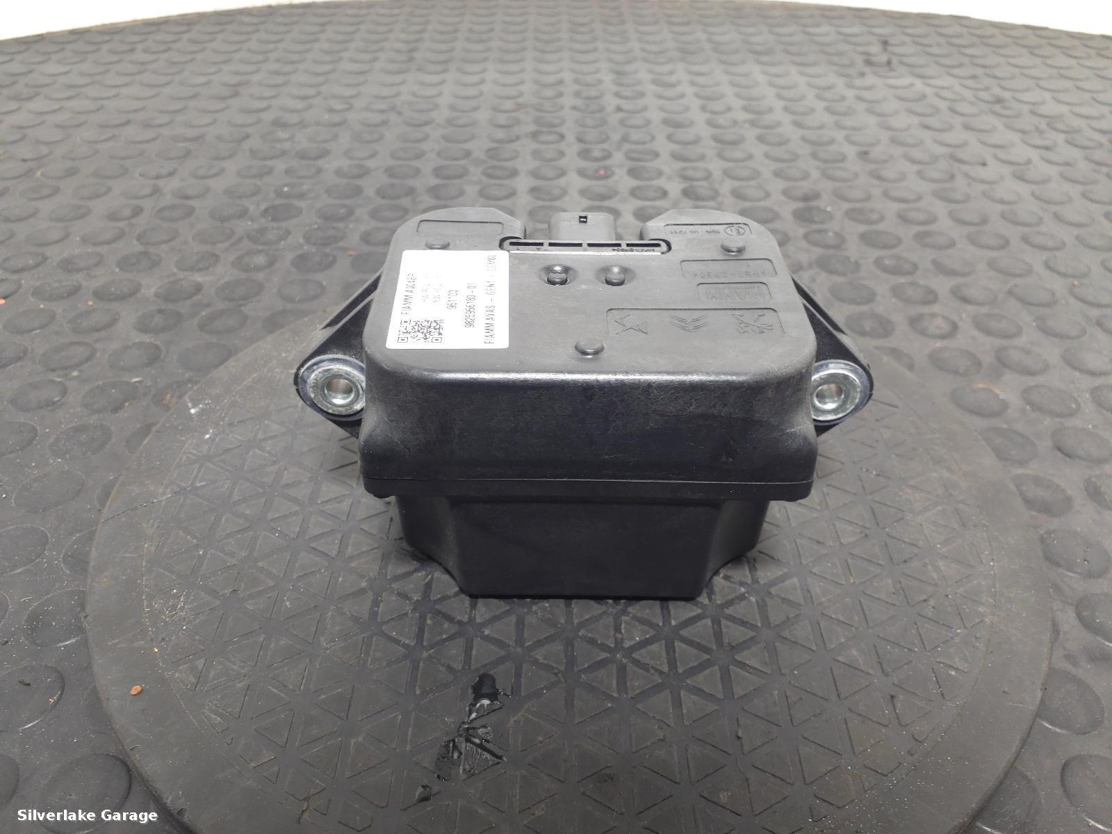 View Auto part ECU PEUGEOT 208 2020