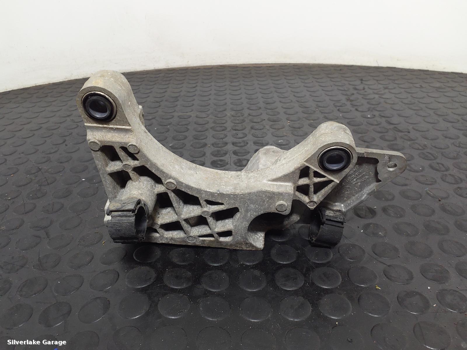 View Auto part Engine Mount JAGUAR I-PACE 2018