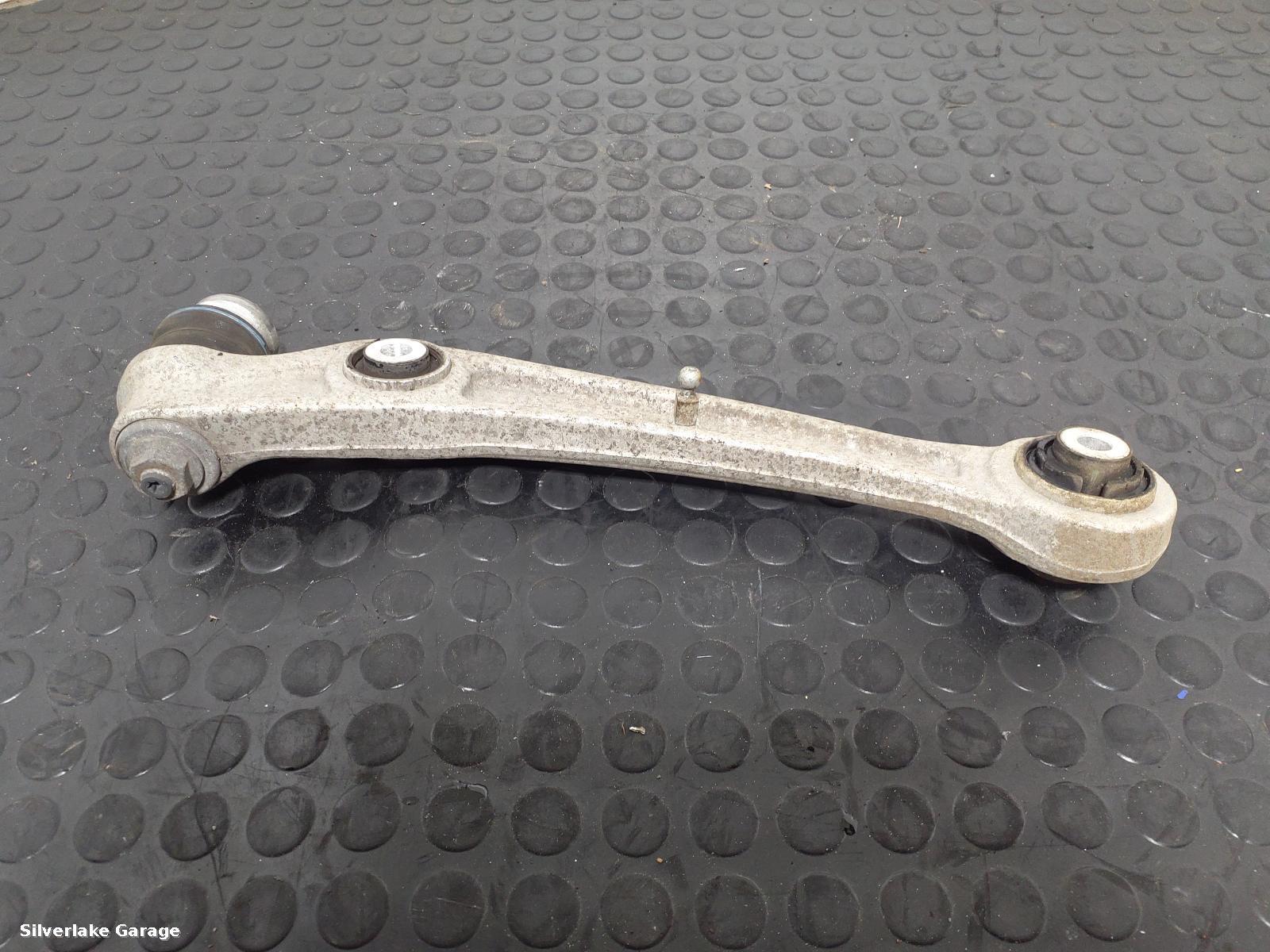View Auto part RF Lower Control Arm PORSCHE MACAN 2019