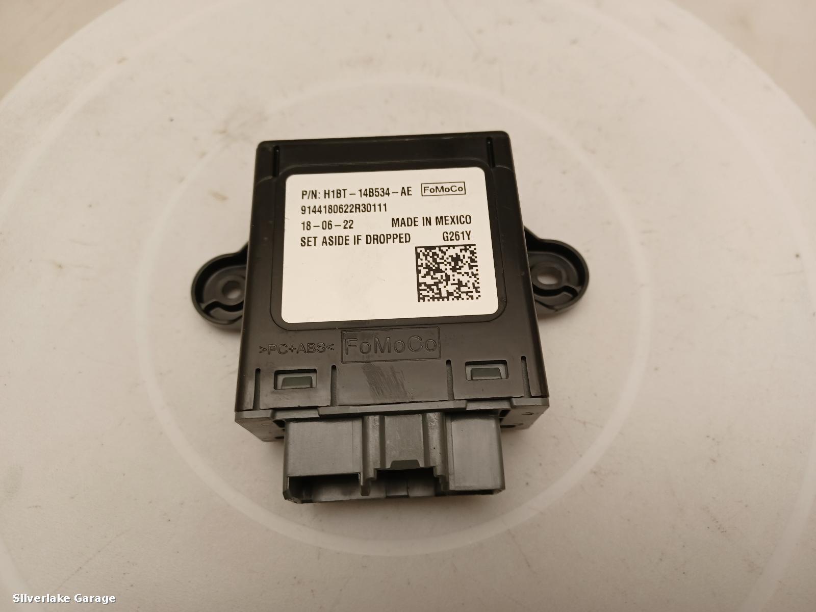 View Auto part ECU FORD FIESTA 2018