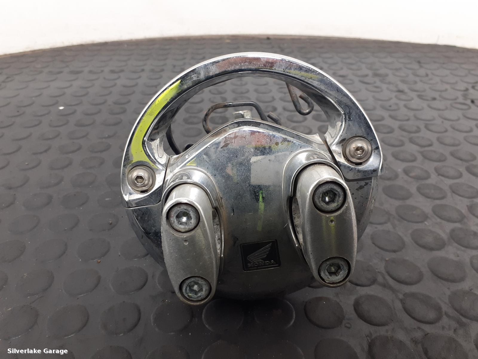 View Auto part HANDLE_BAR_CLAMPS HONDA WW 2016