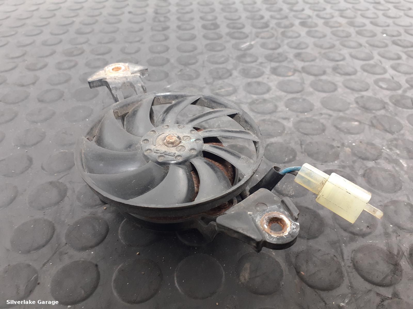 View Auto part Engine Cooling Motor YAMAHA MT 125 2016
