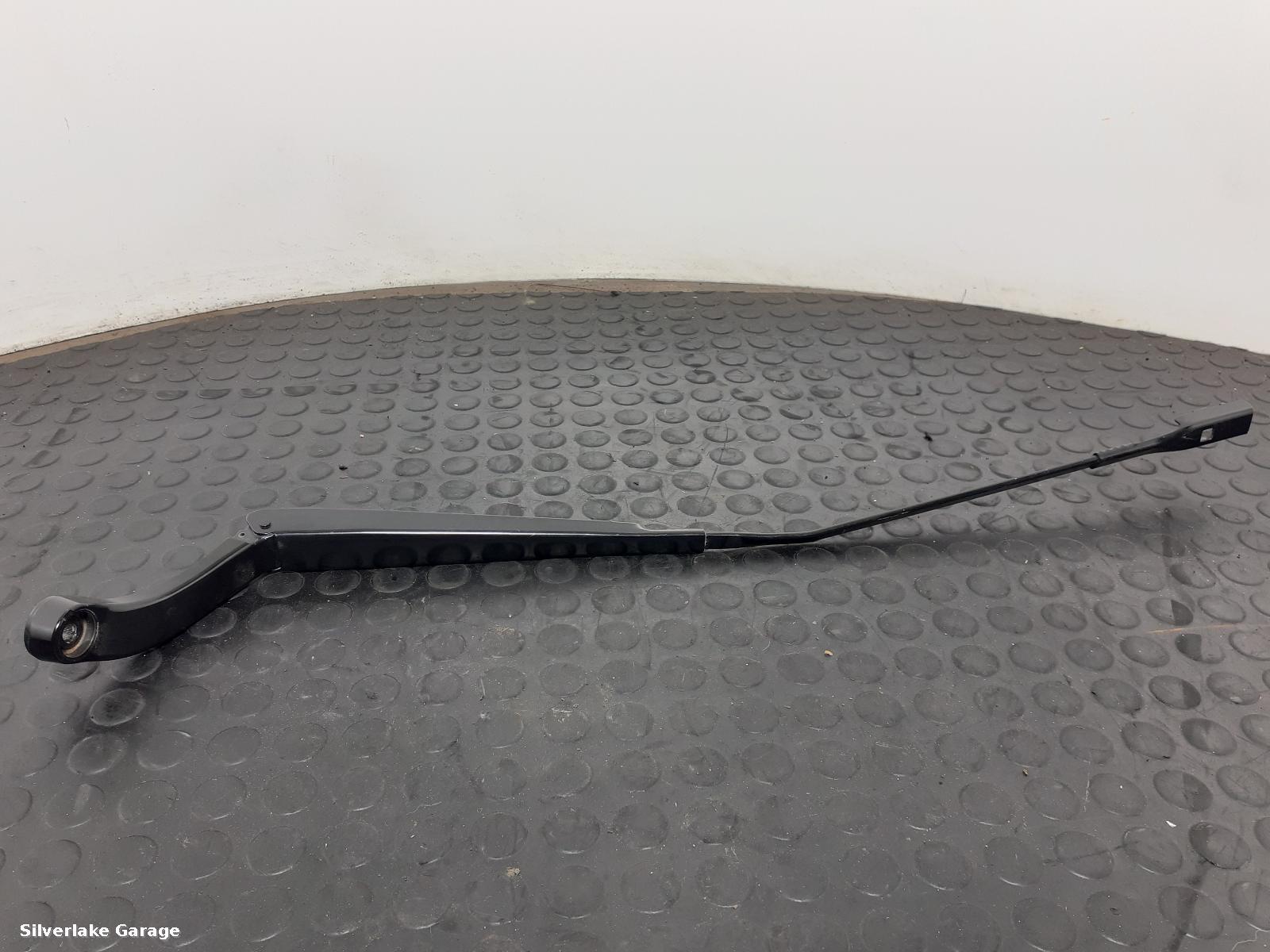 View Auto part Wiper Arm AUDI A3 2019