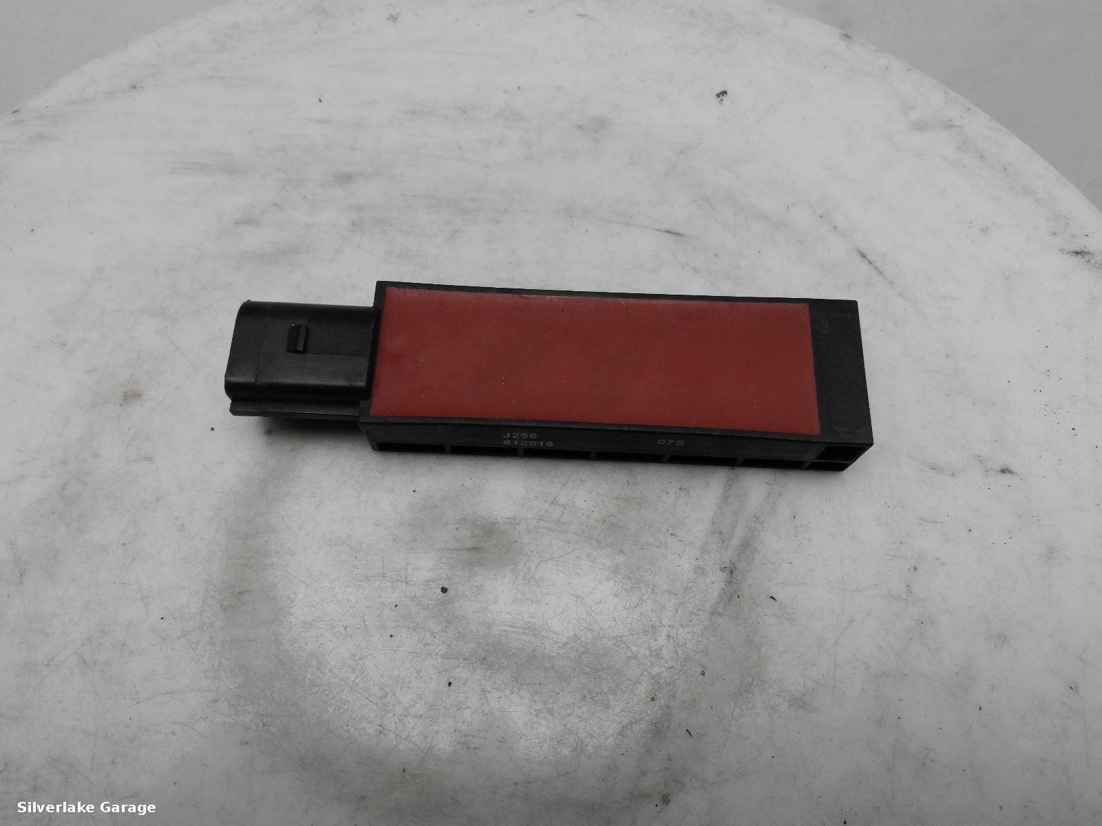 View Auto part Antenna AUDI A3 2019