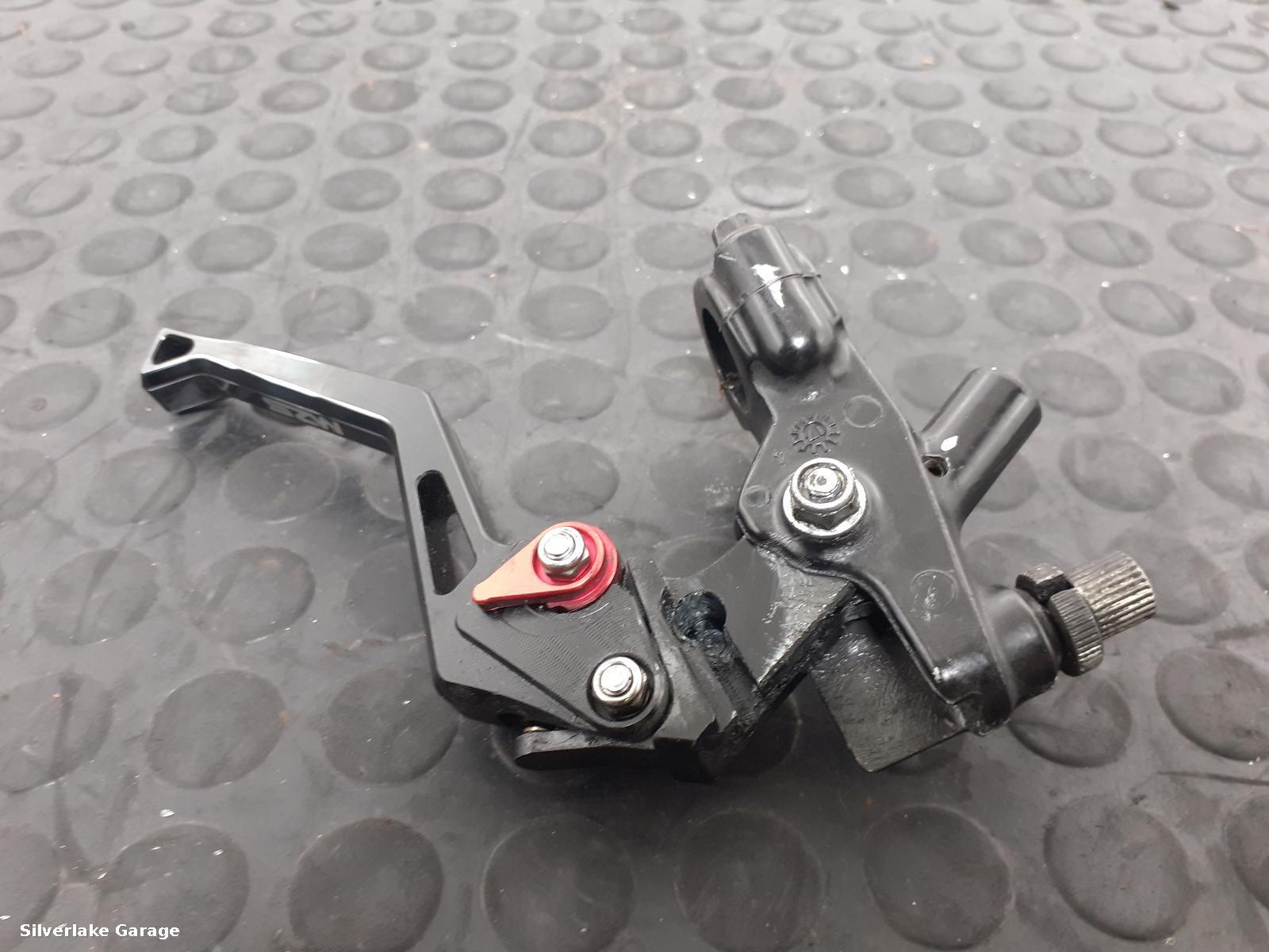 View Auto part Clutch Lever HONDA CB500 2017