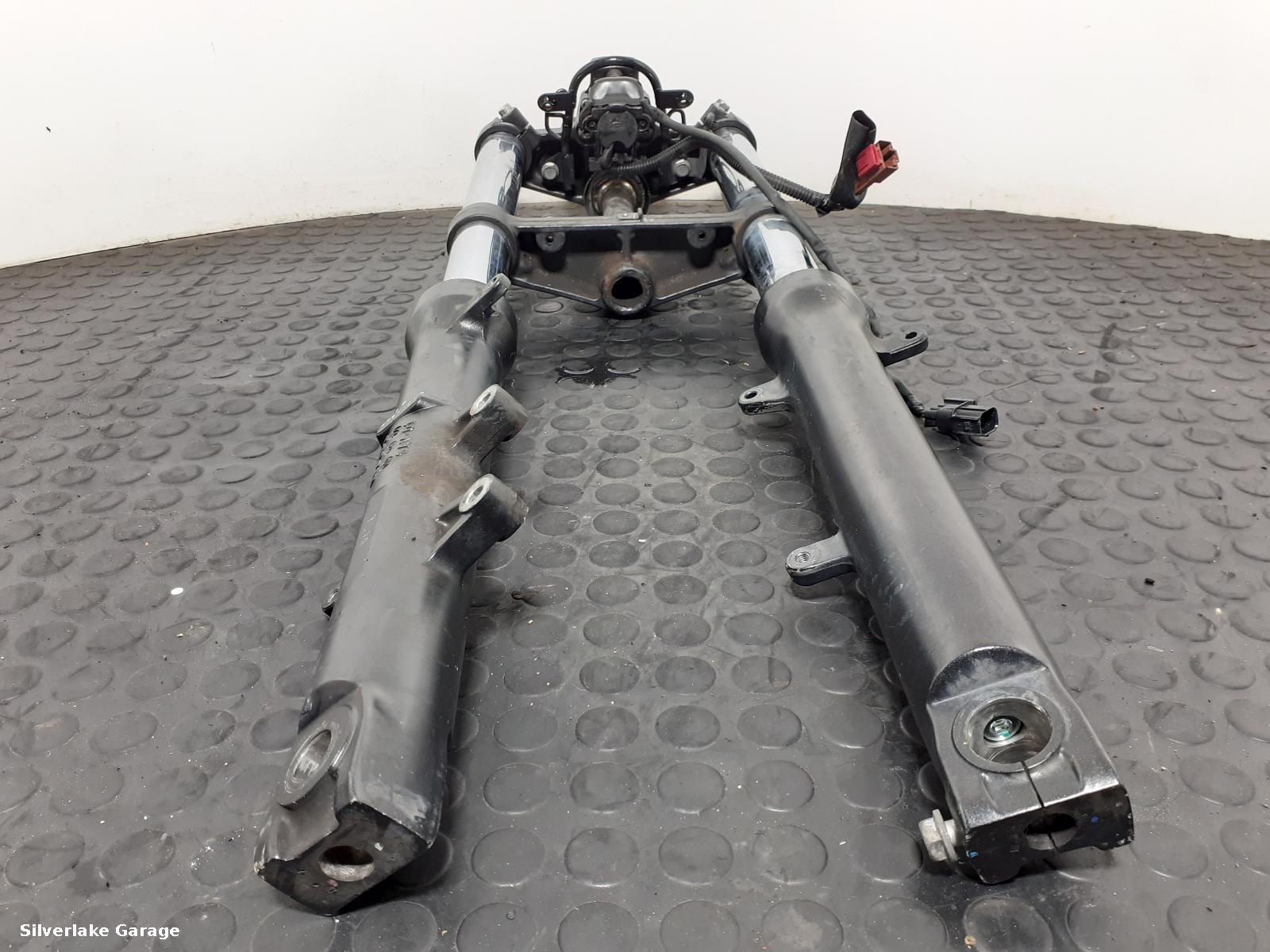View Auto part FORKS HONDA CB500 2017