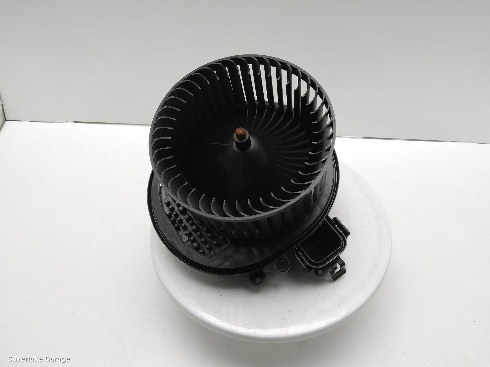 View Auto part Heater Motor/Assembly BMW 4 SERIES 2014