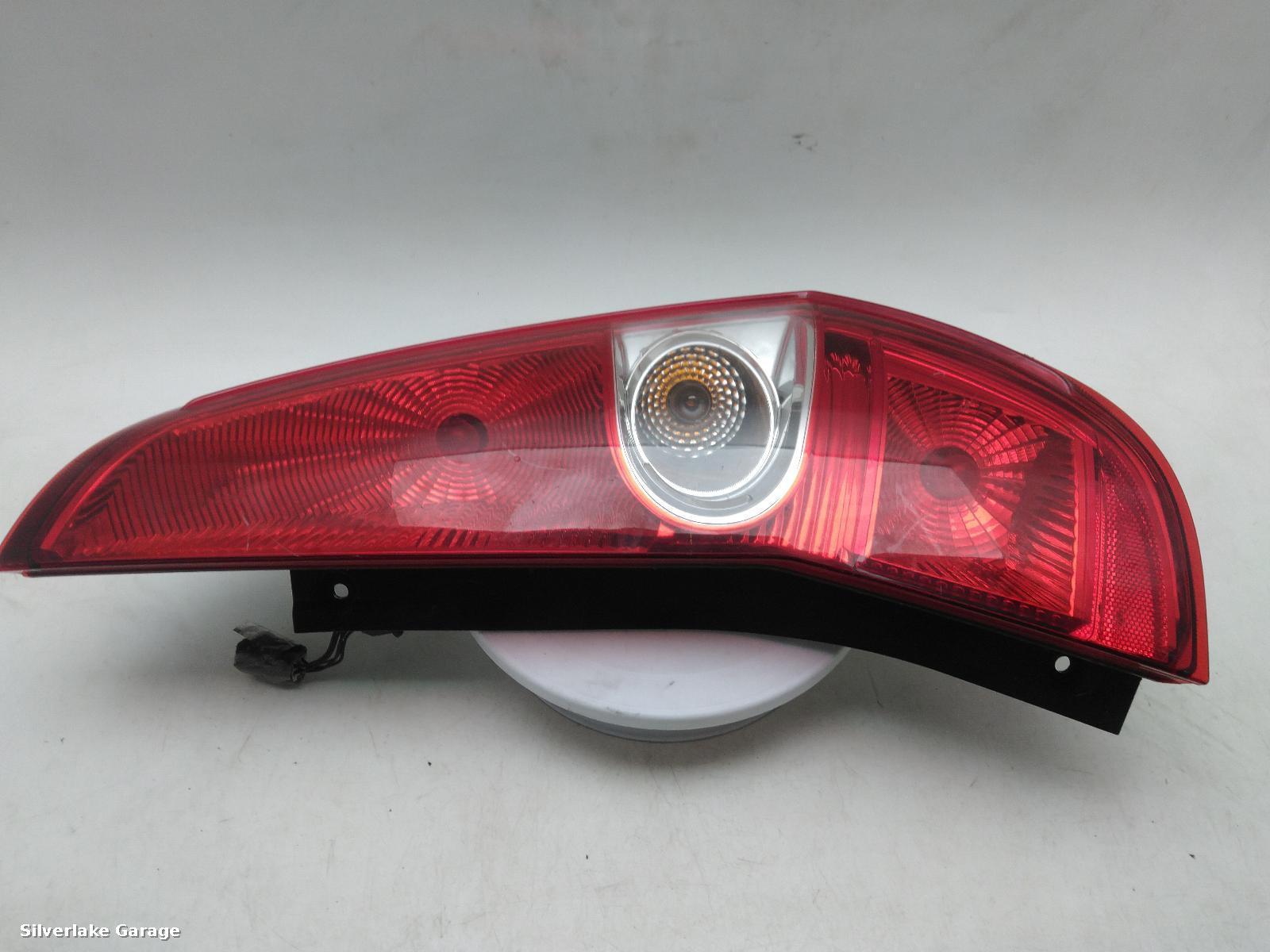 View Auto part R Taillight SUZUKI SPLASH 2008