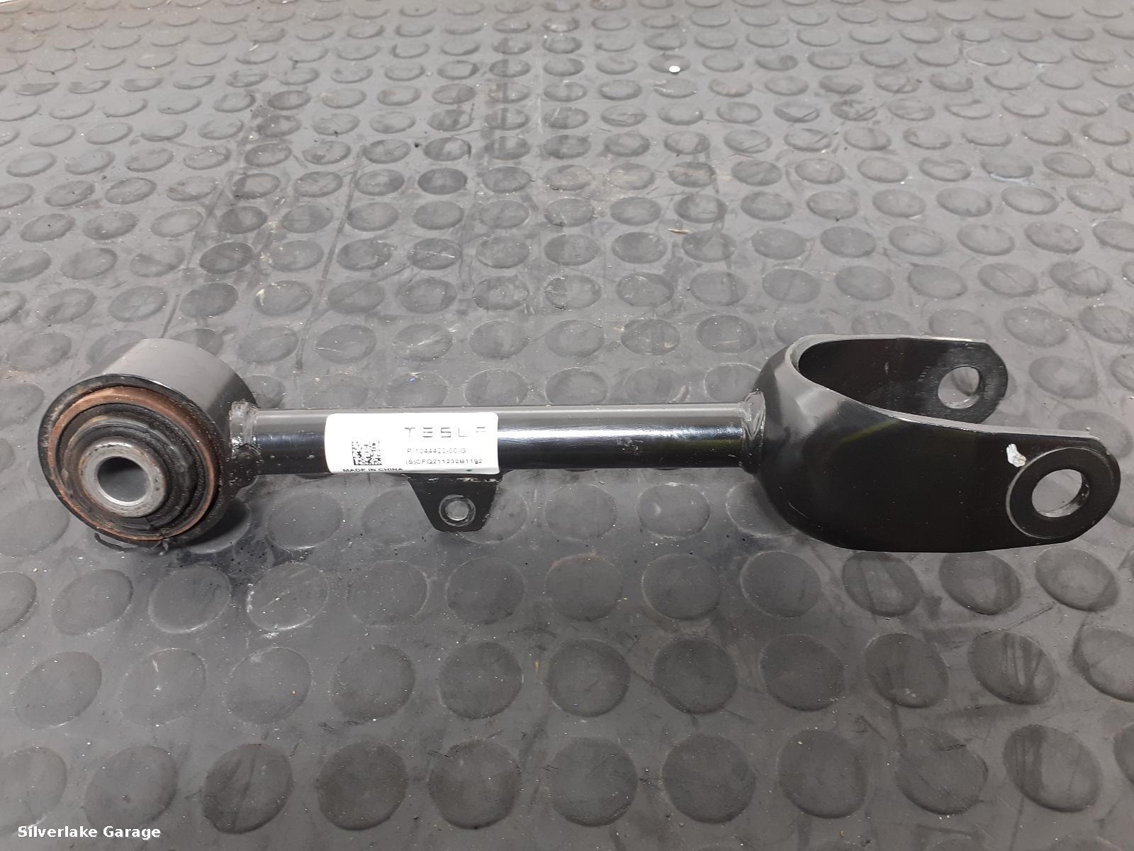 View Auto part L Rear Upper Control Arm TESLA MODEL 3 2021